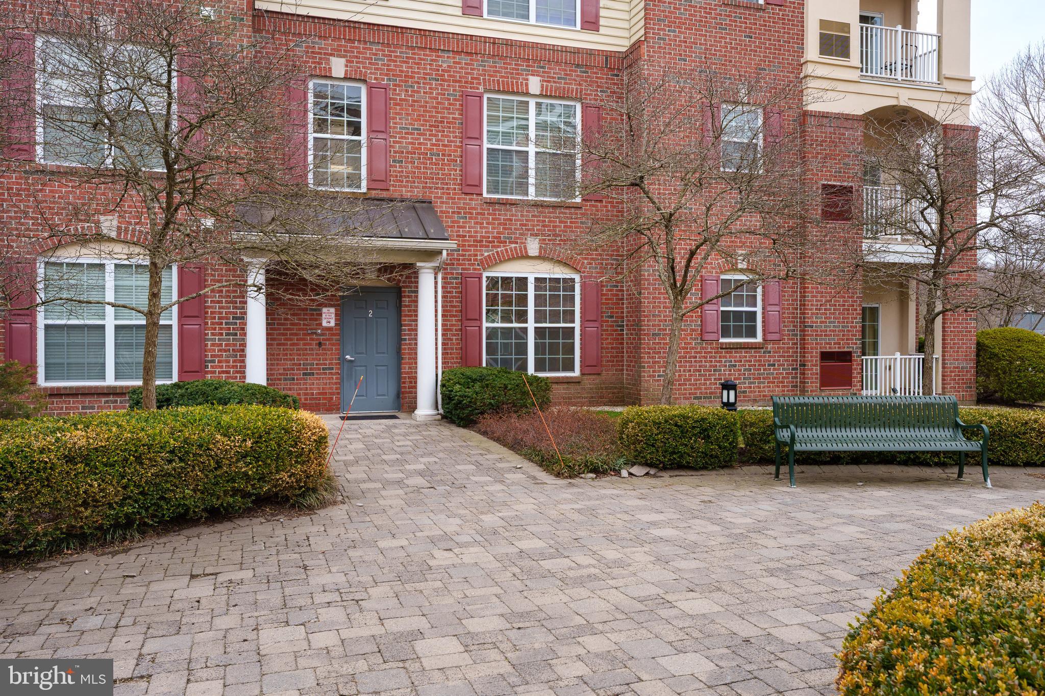 1109 COLTS CIRCLE F2