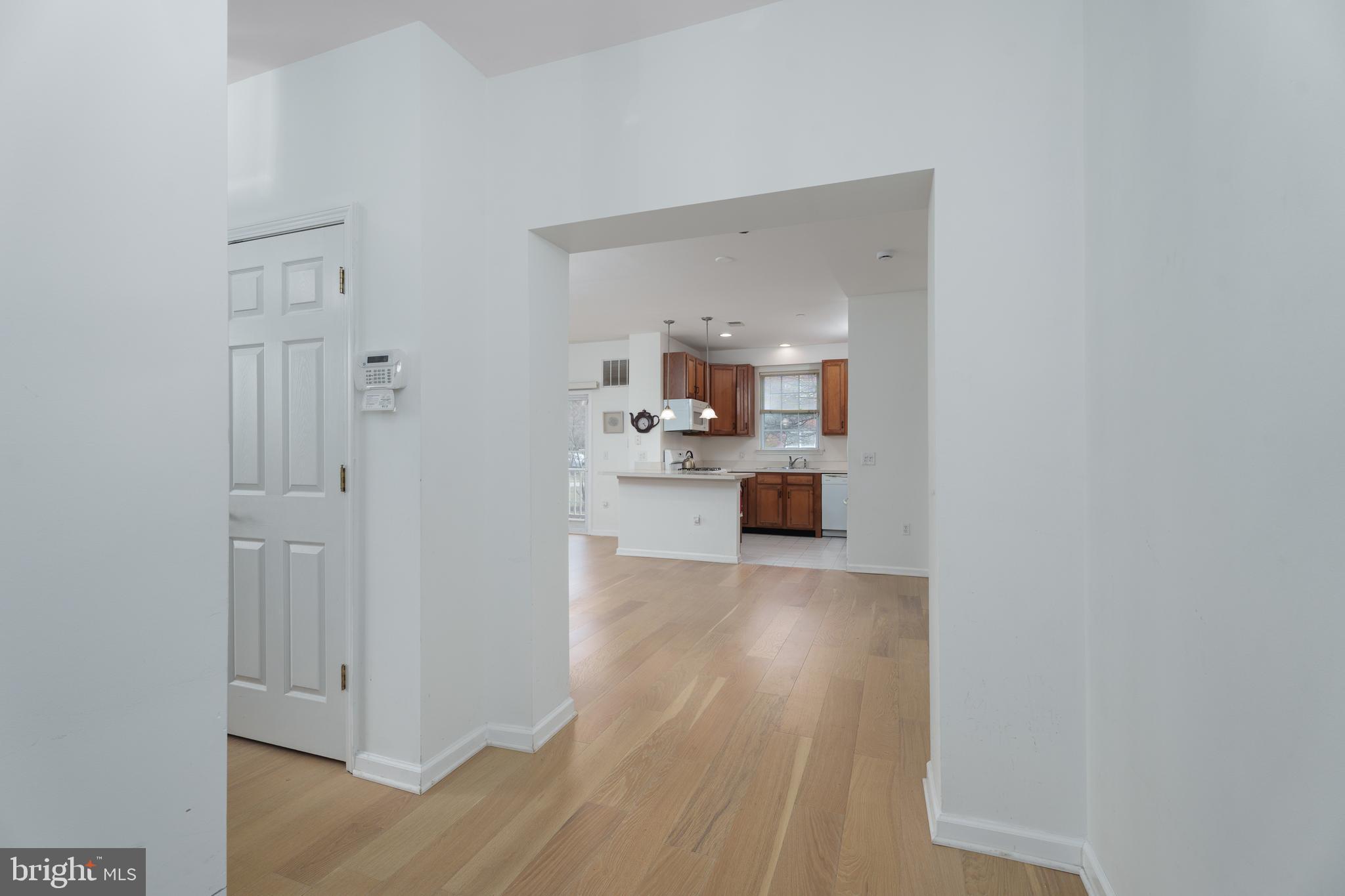 1109 COLTS CIRCLE F2