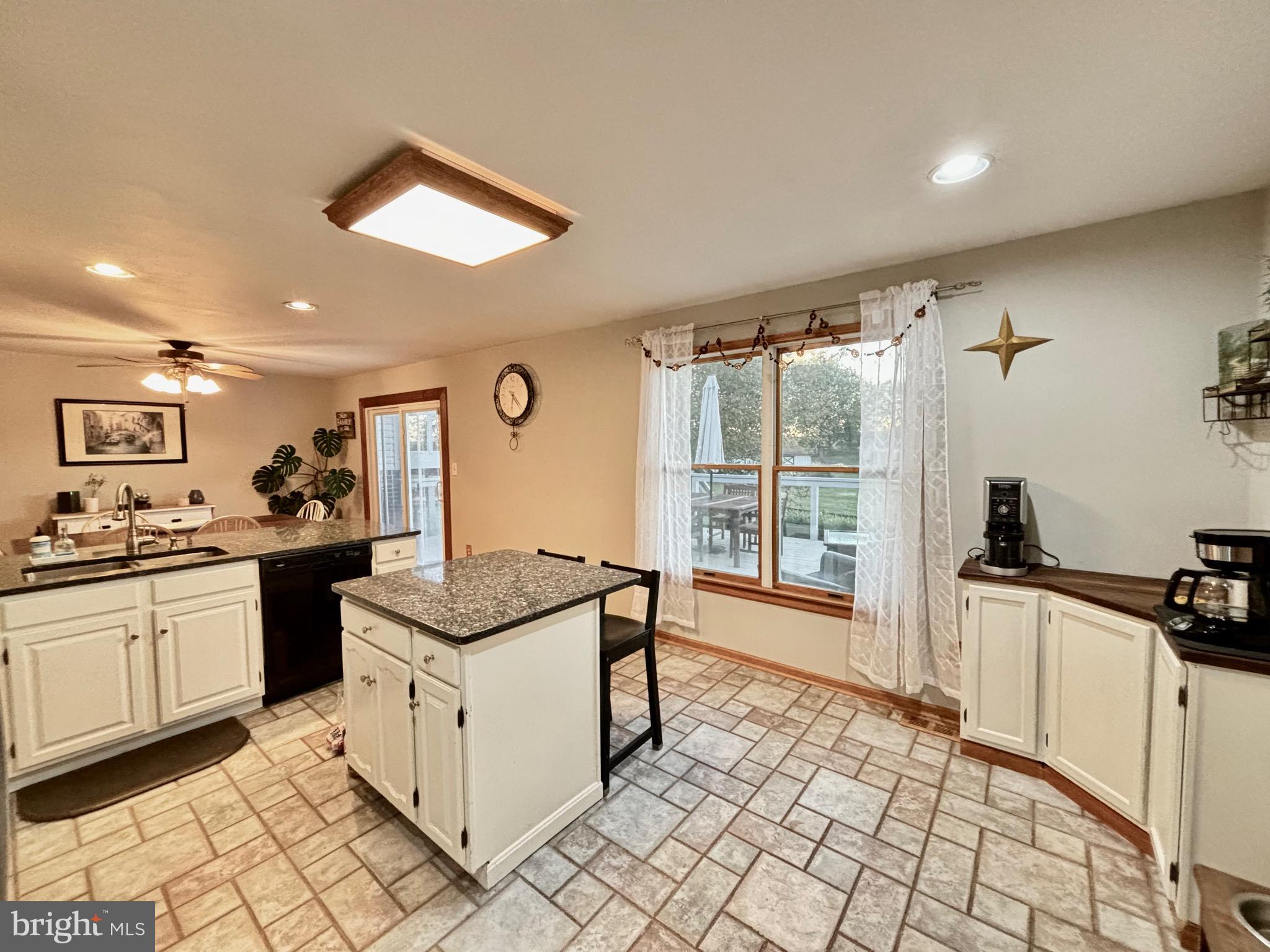 OAK HILL FARMS - Residential