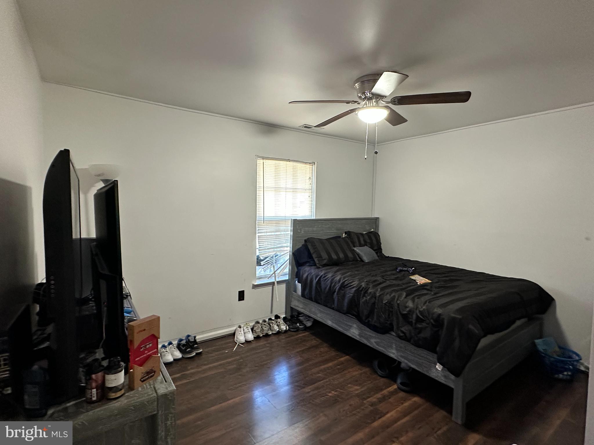 ASHTON CONDO - Residential