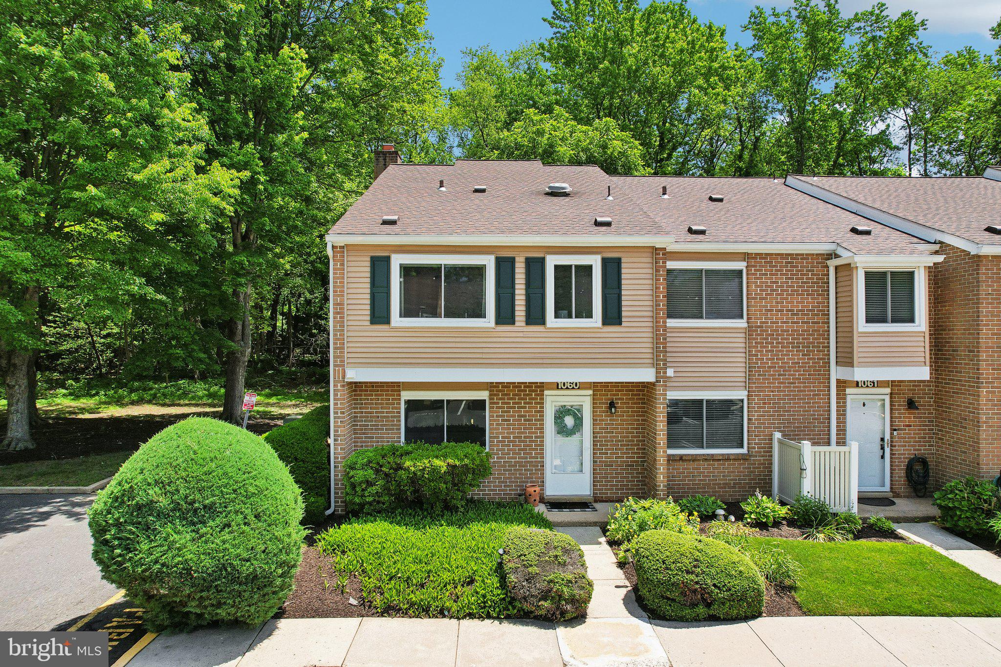1060 PENDLETON COURT