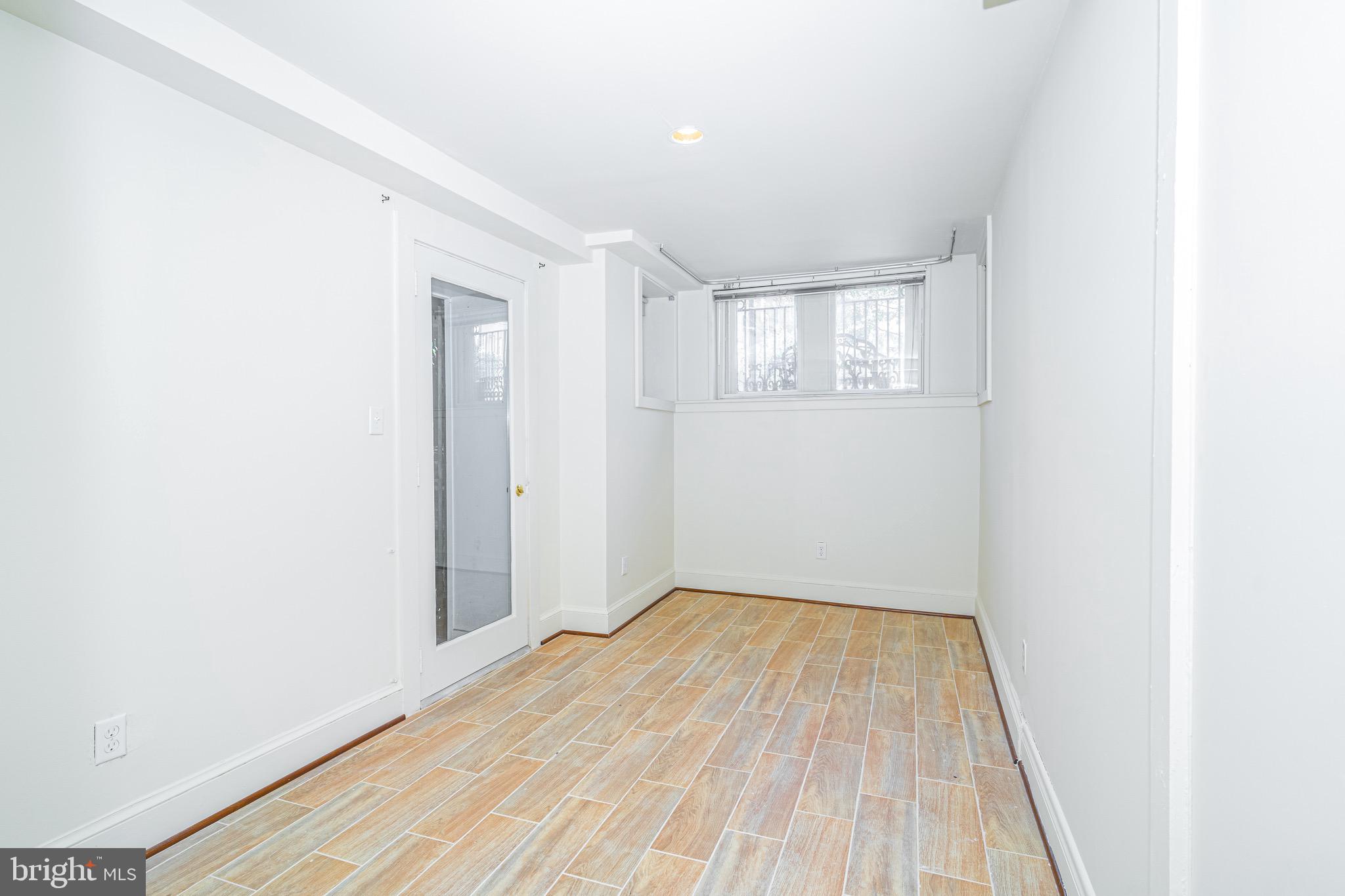DUPONT CIRCLE - Residential Lease