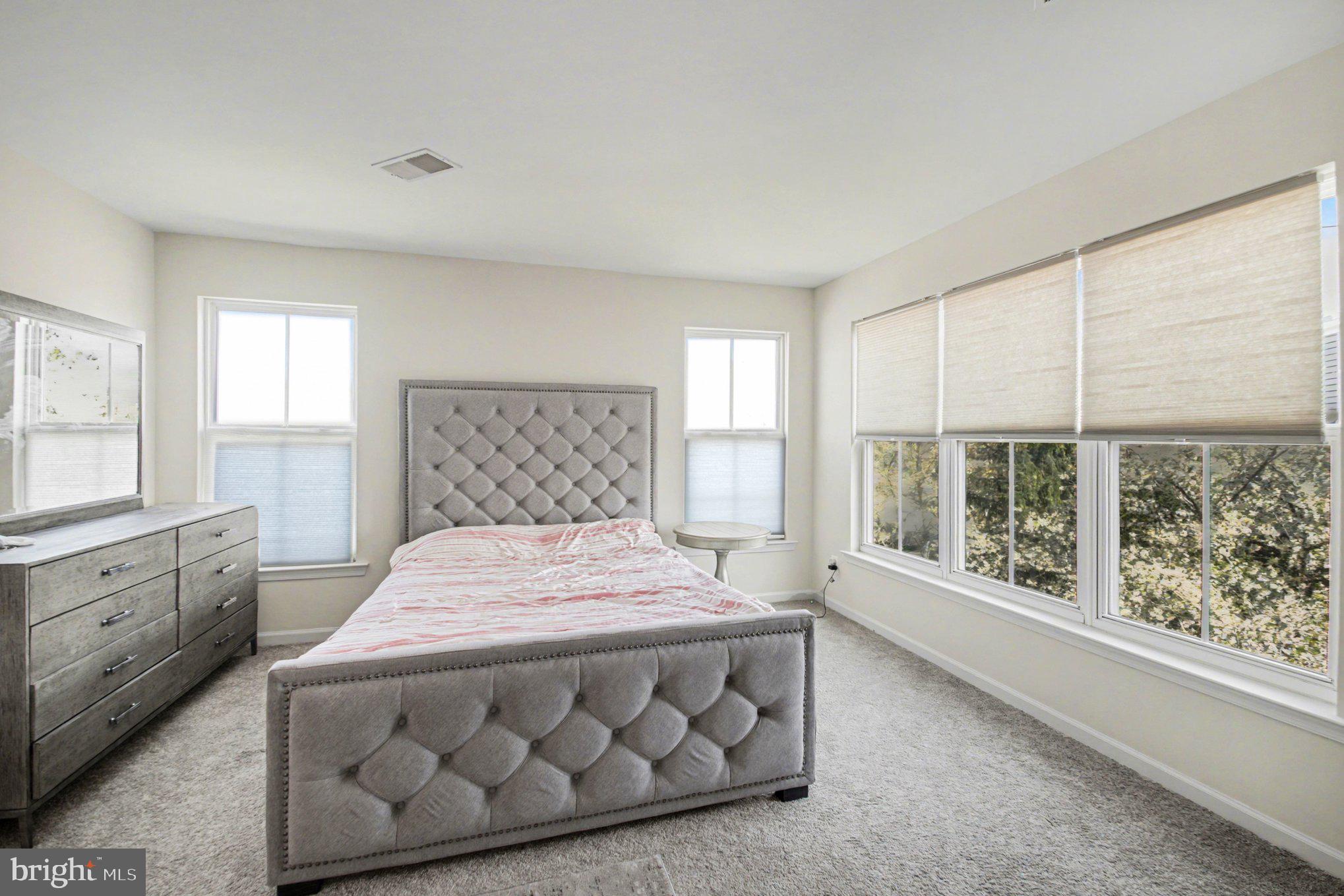 BRAMBLETON LANDBAY - Residential