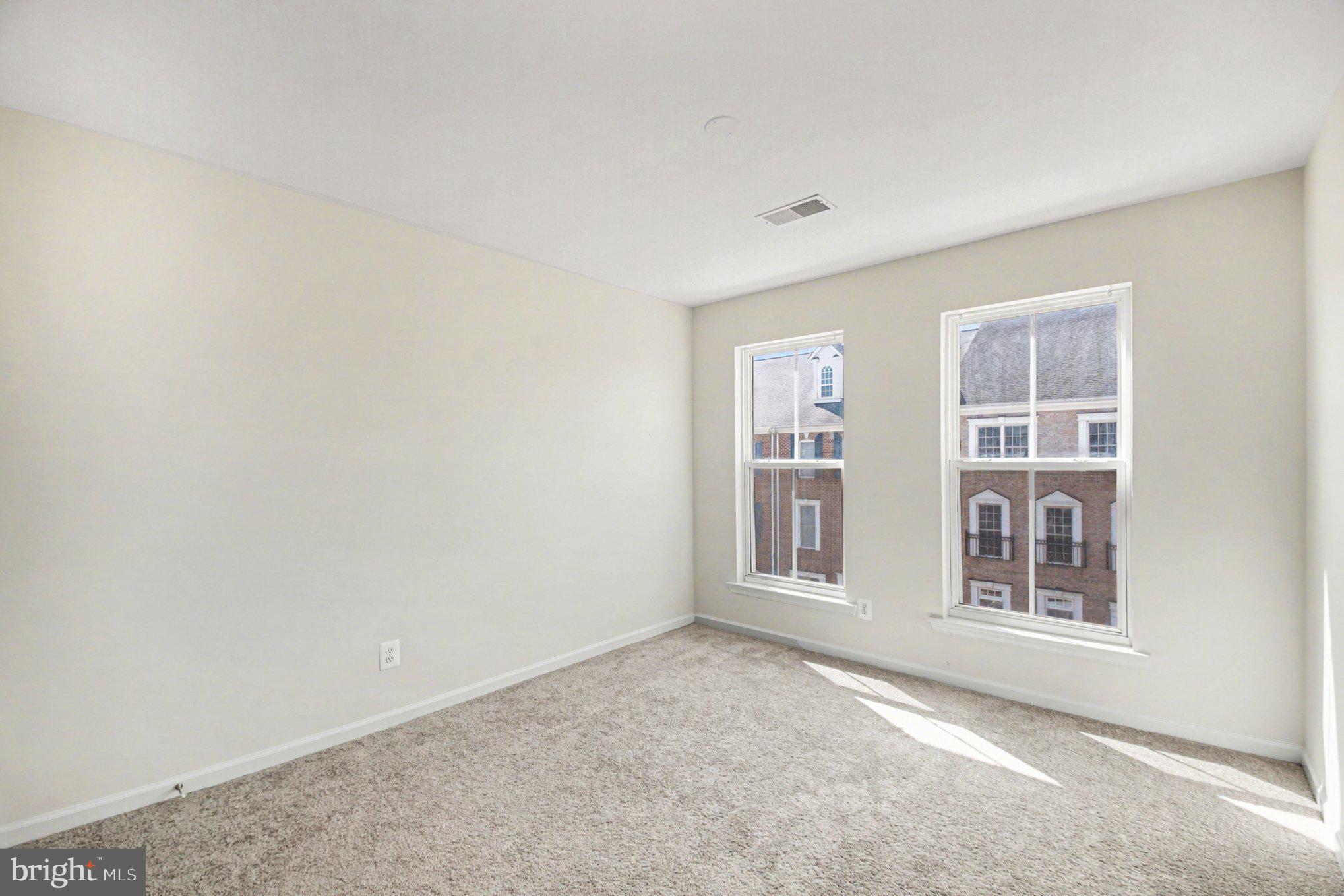 BRAMBLETON LANDBAY - Residential