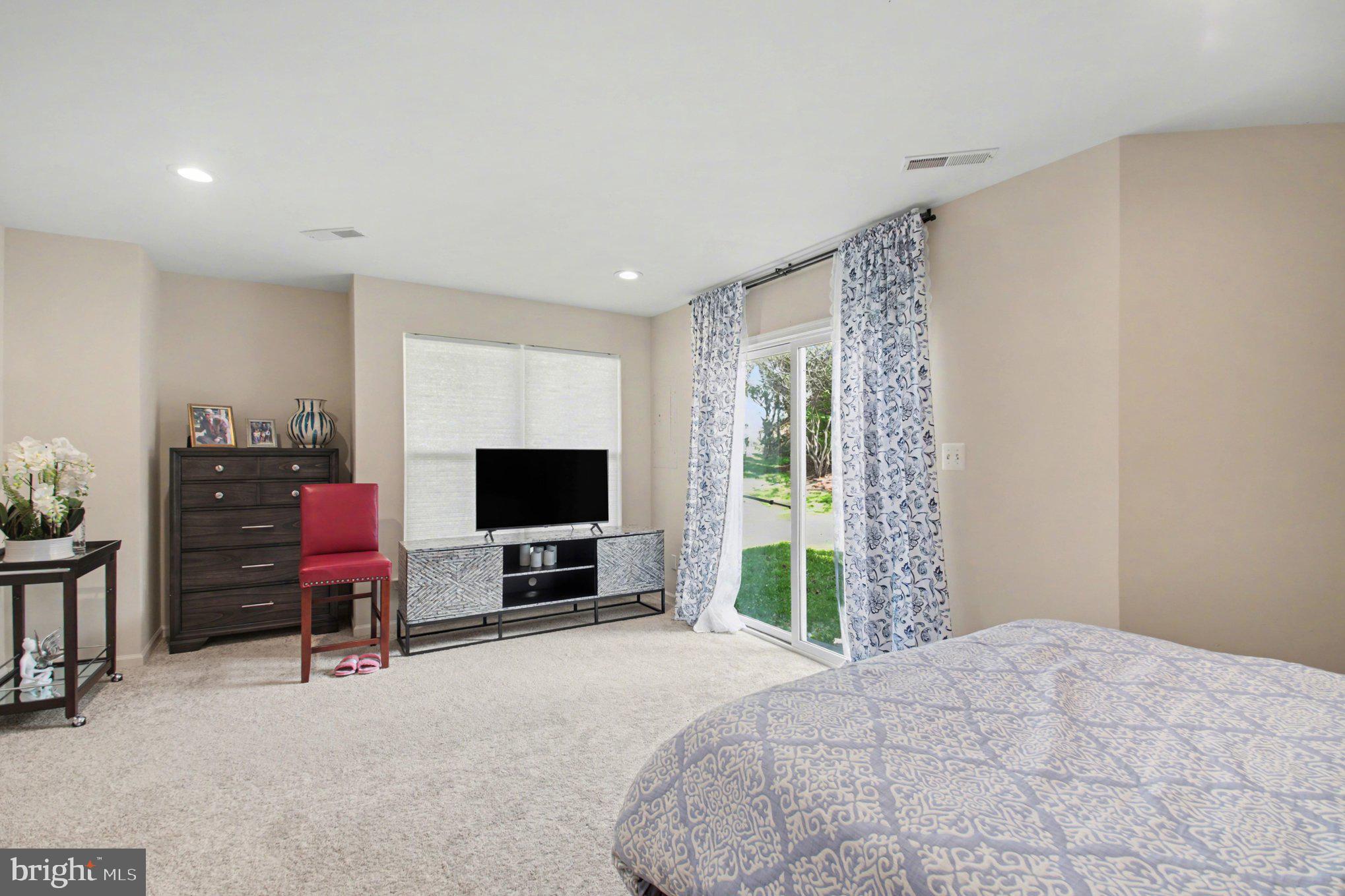 BRAMBLETON LANDBAY - Residential