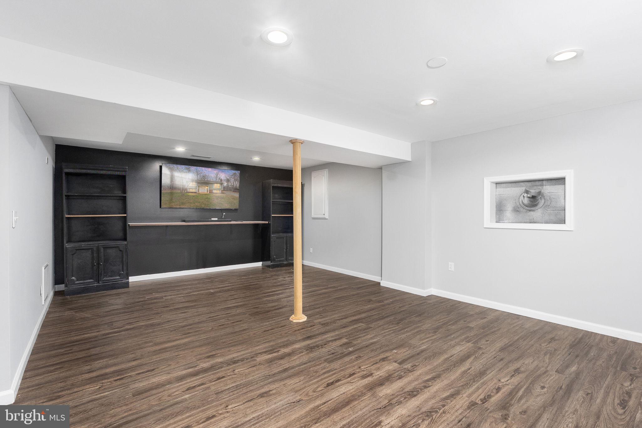 SOLON HEIGHTS - Residential