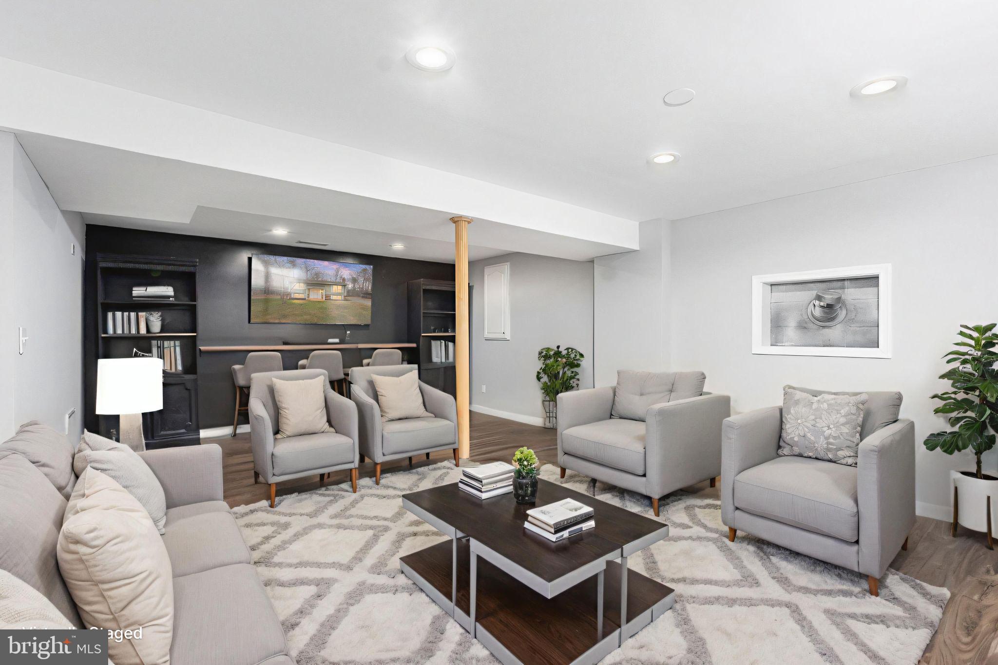 SOLON HEIGHTS - Residential