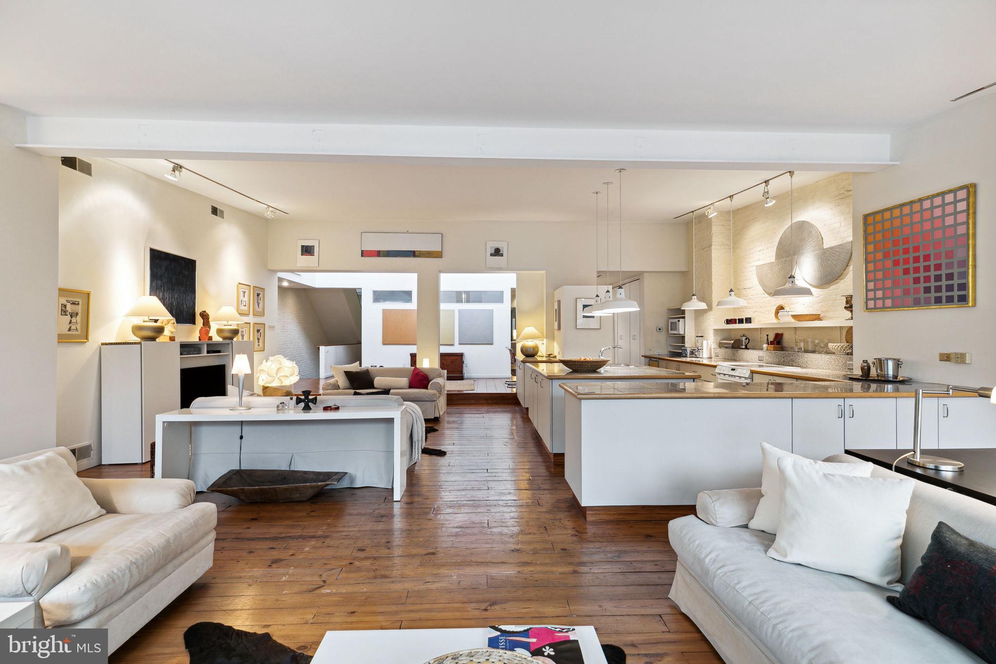 ART MUSEUM AREA - Residential