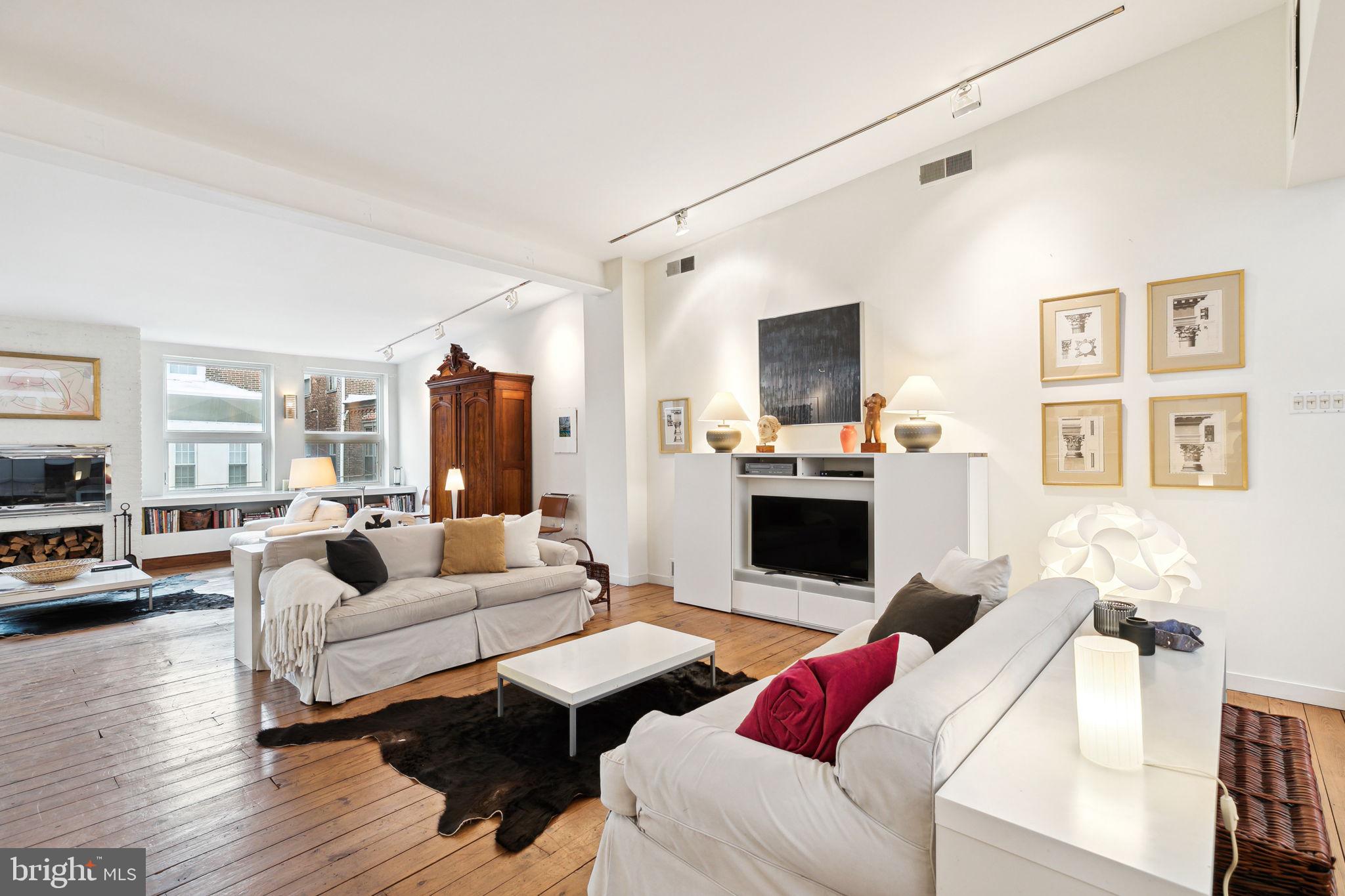 ART MUSEUM AREA - Residential