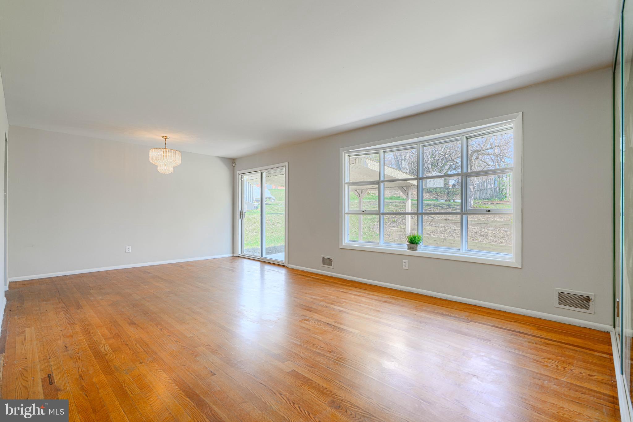 ROSEDALE - Residential