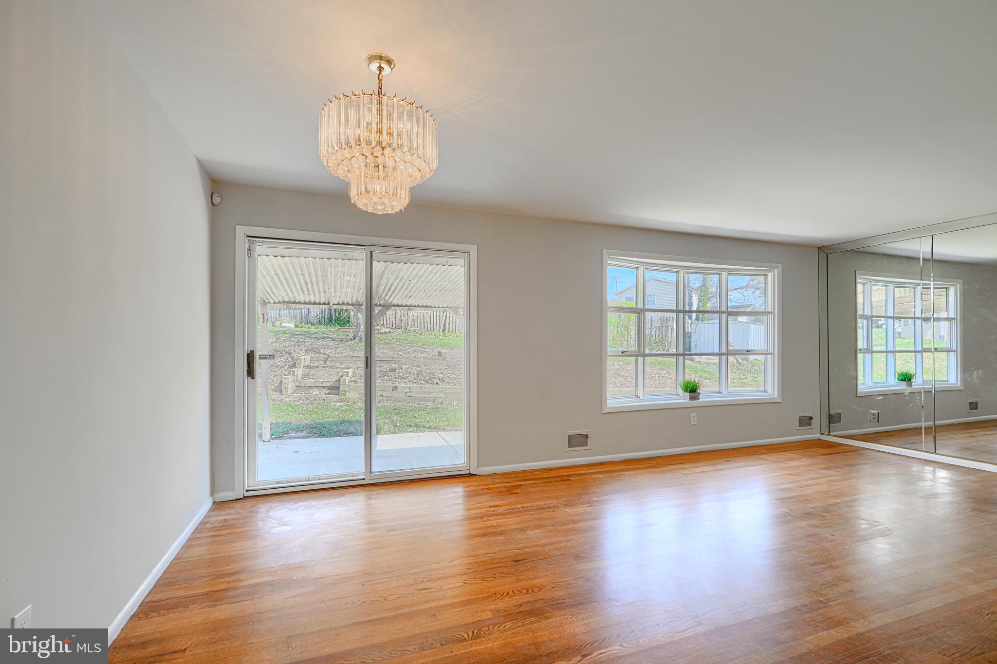 ROSEDALE - Residential