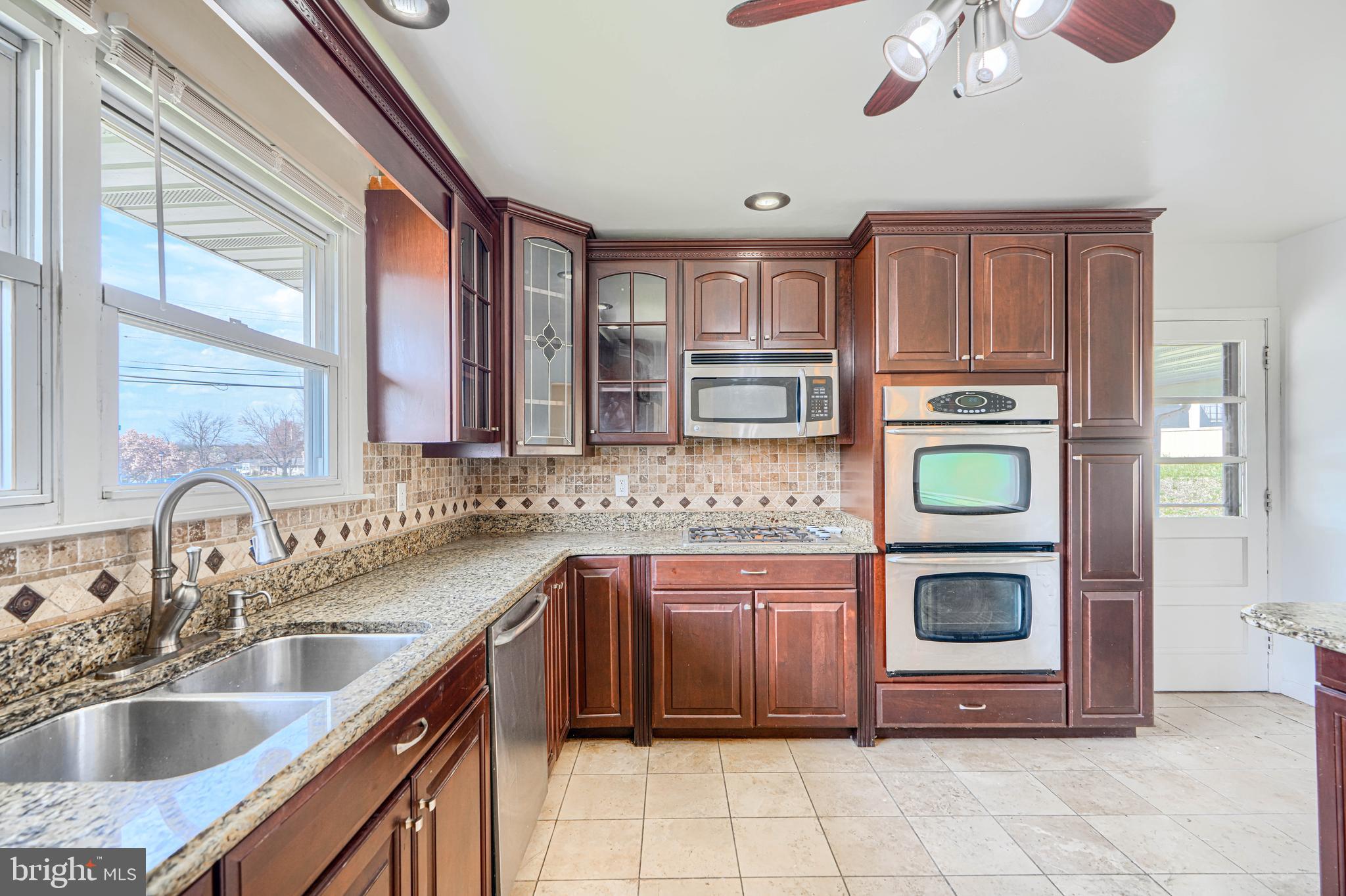 ROSEDALE - Residential