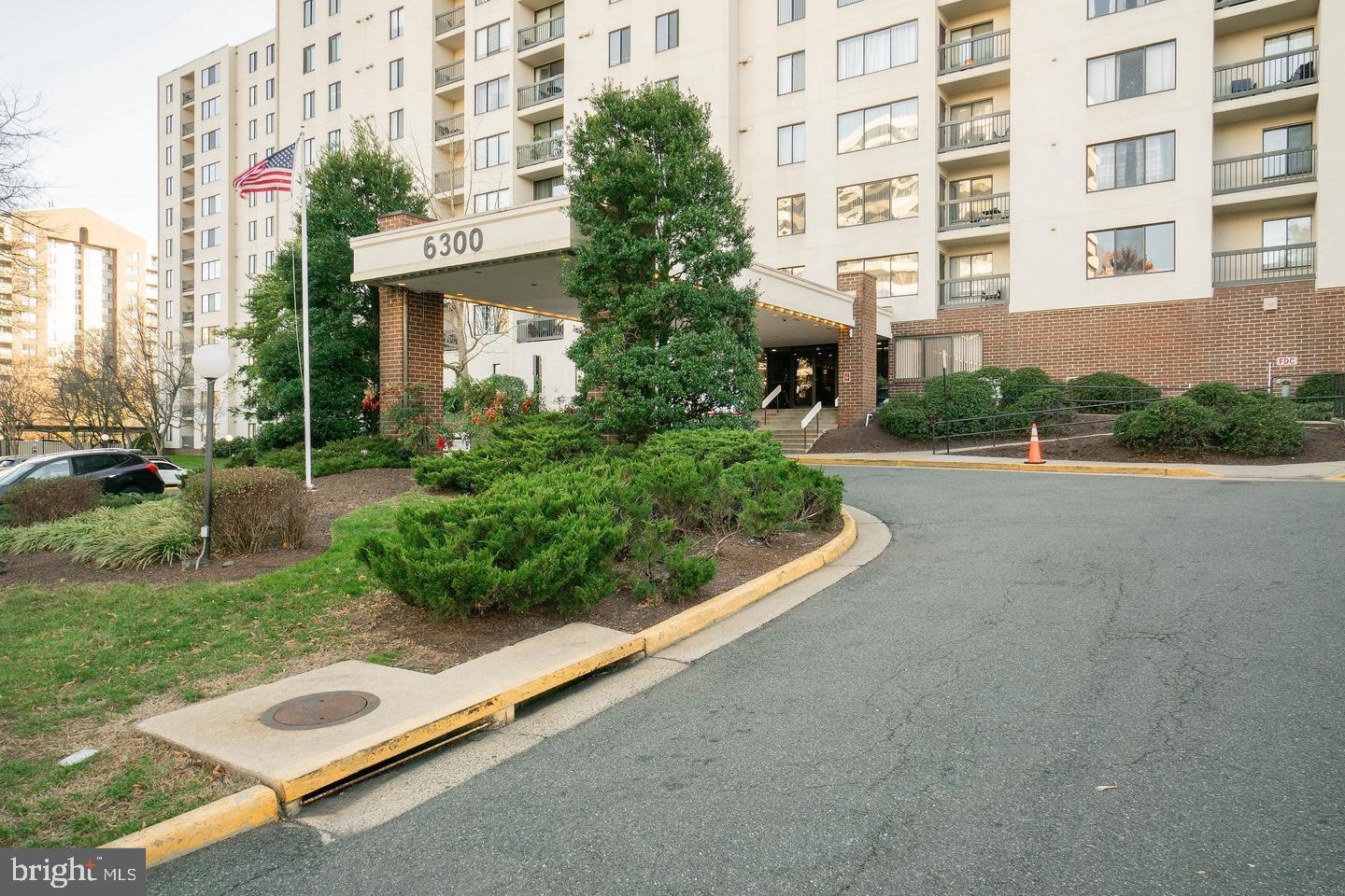 SENTINEL OF LANDMARK - Residential Lease