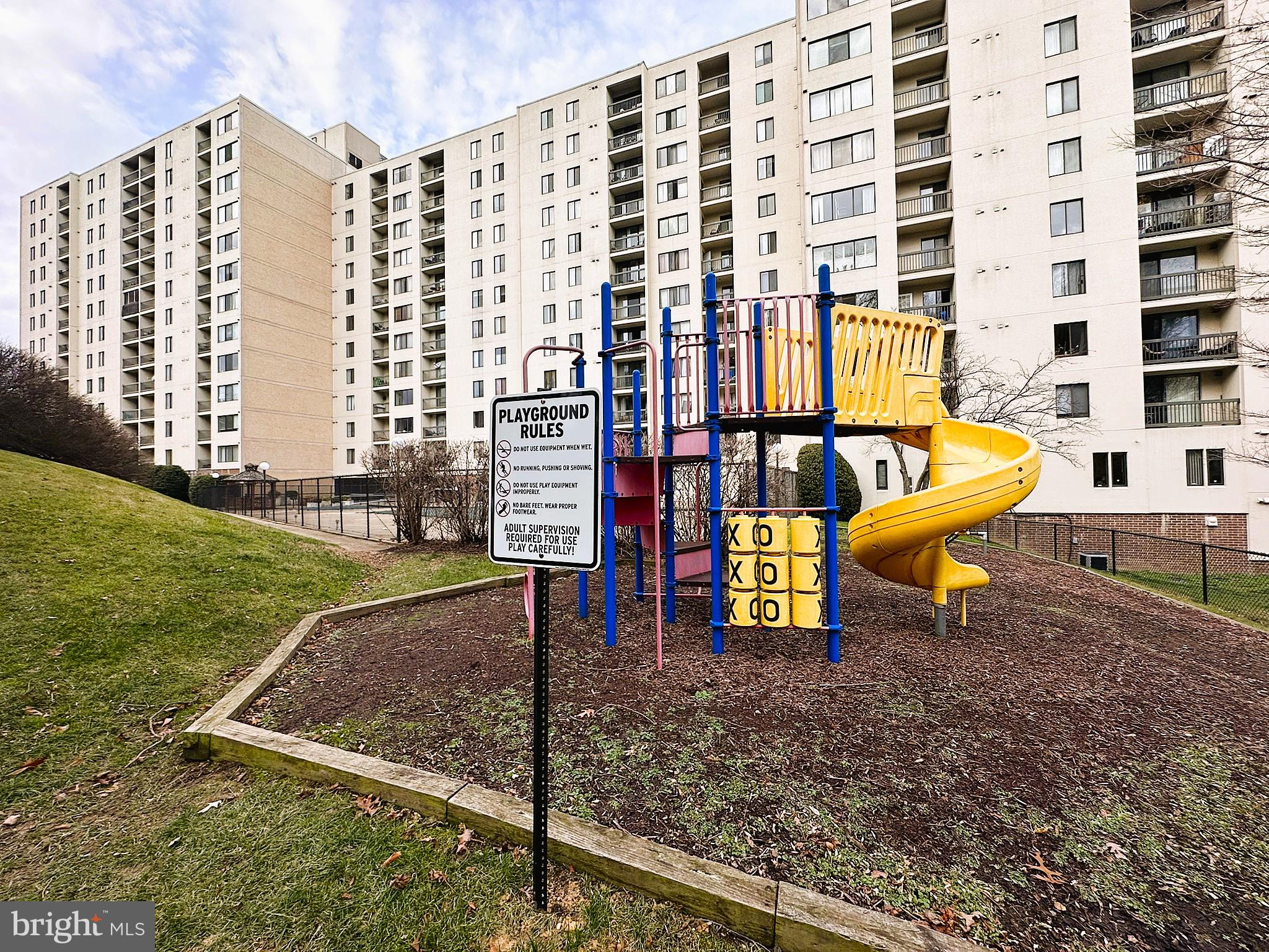 SENTINEL OF LANDMARK - Residential Lease