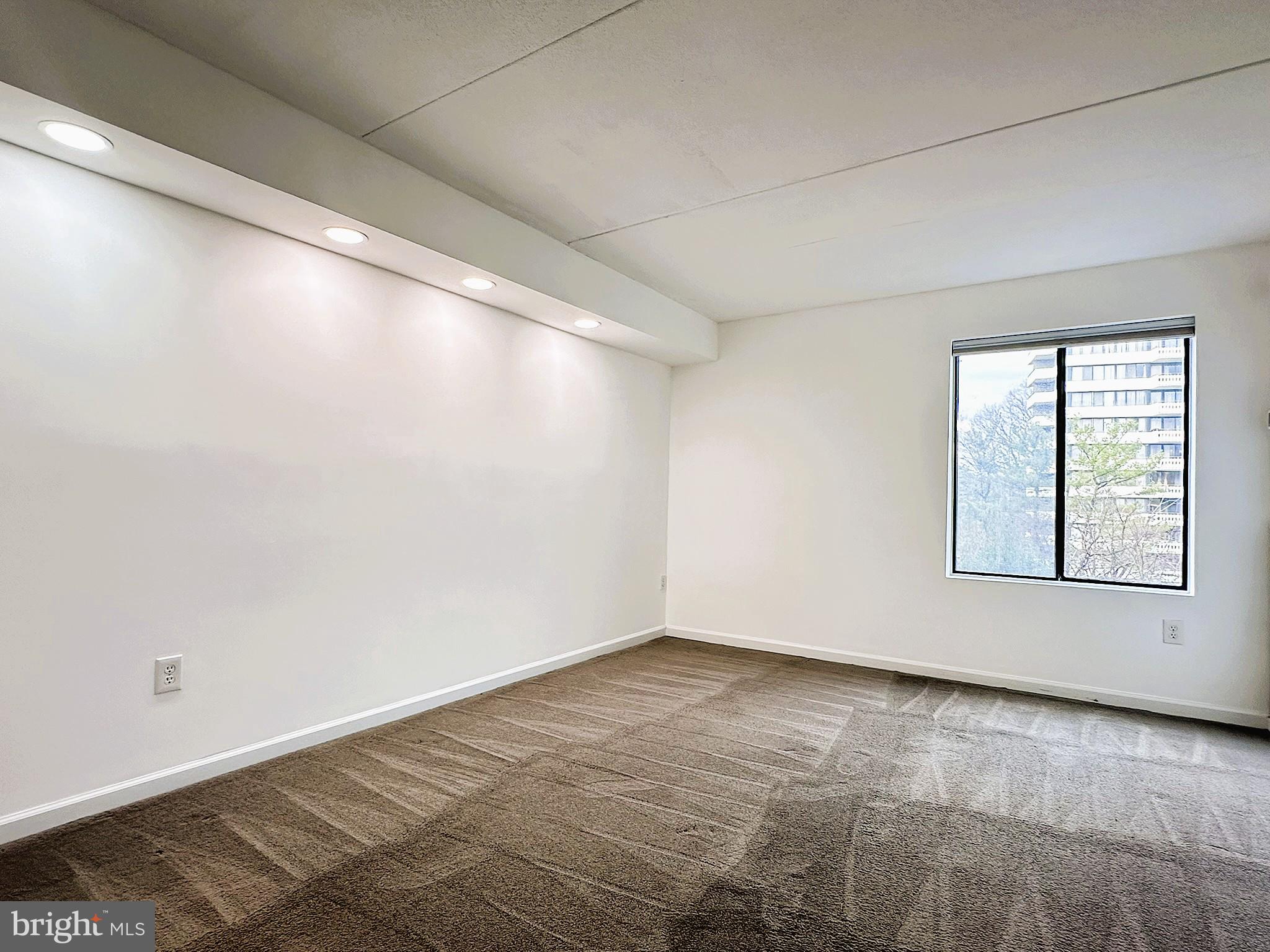 SENTINEL OF LANDMARK - Residential Lease