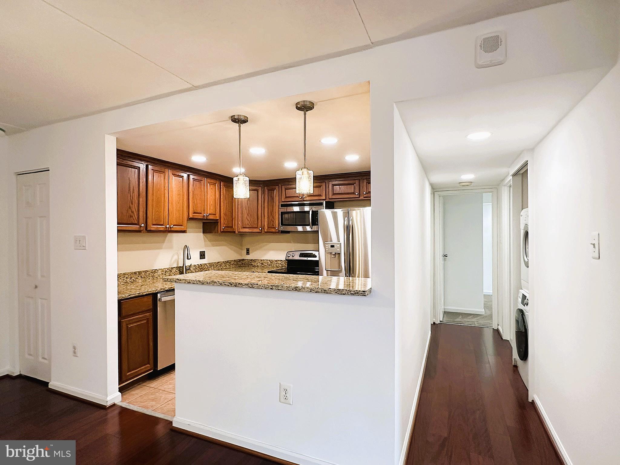 SENTINEL OF LANDMARK - Residential Lease