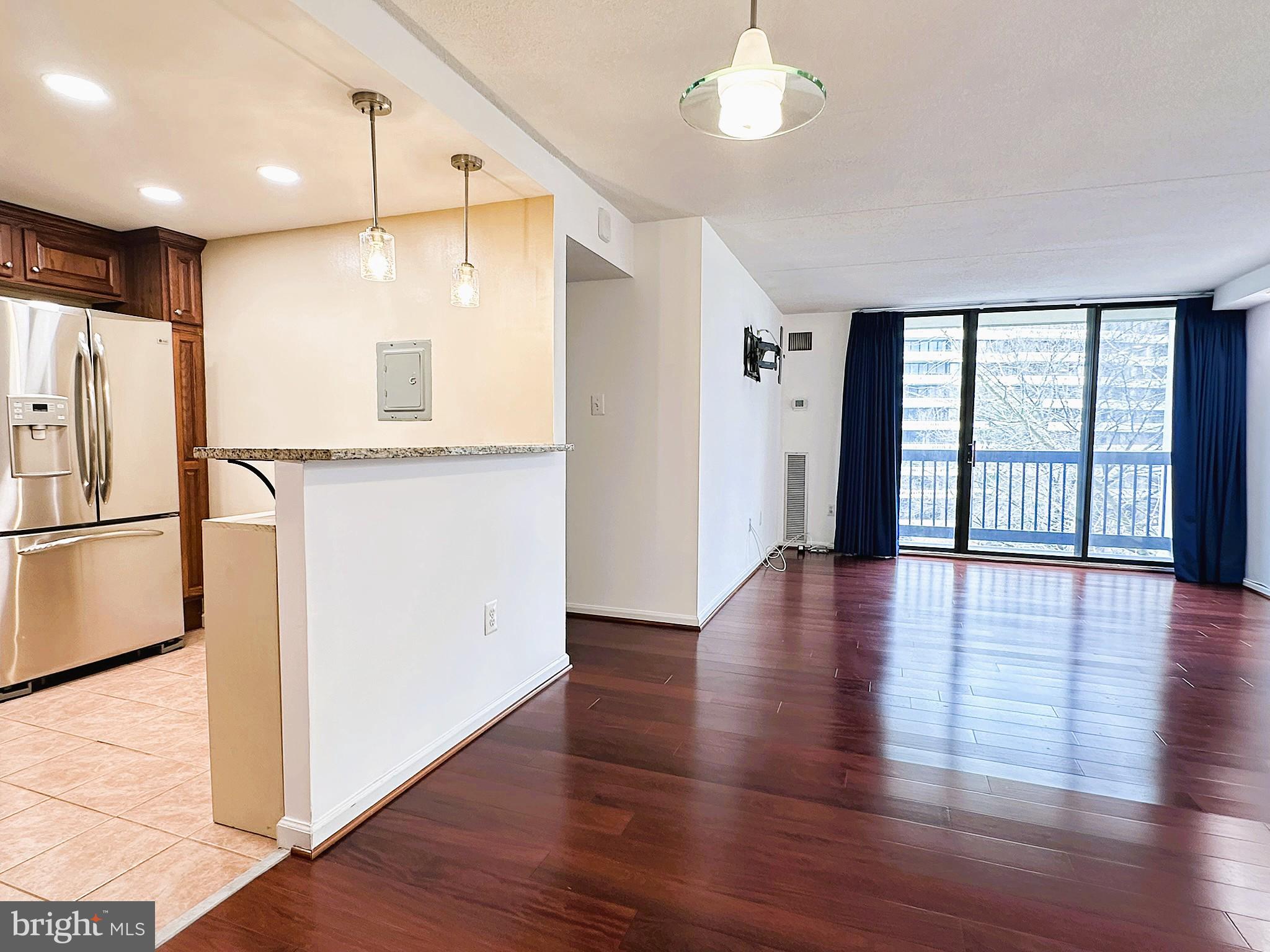 SENTINEL OF LANDMARK - Residential Lease