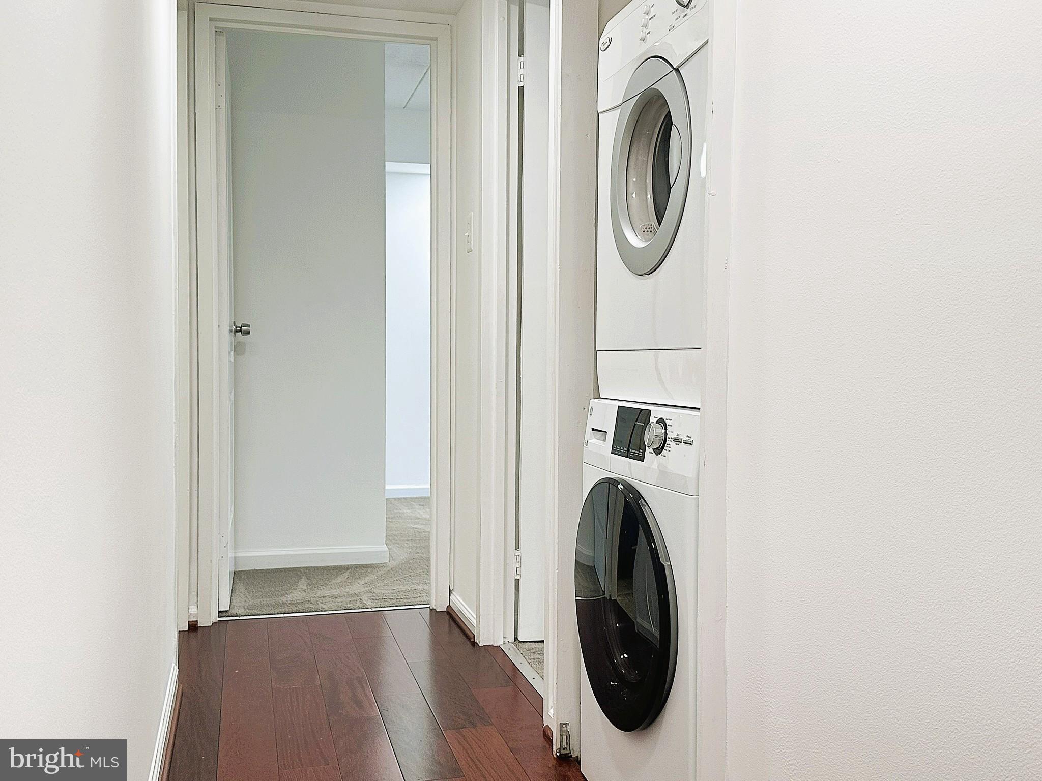 SENTINEL OF LANDMARK - Residential Lease