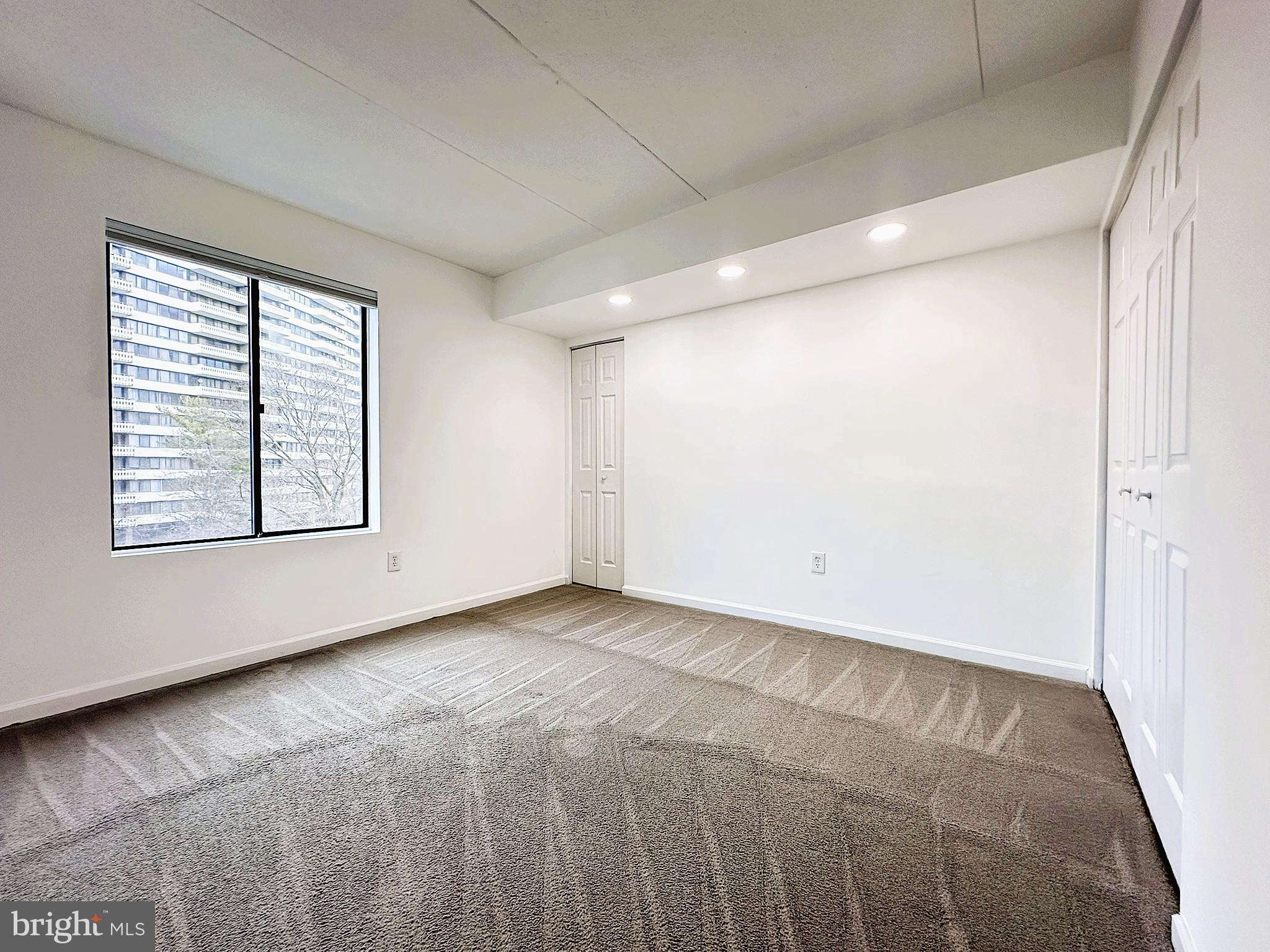 SENTINEL OF LANDMARK - Residential Lease