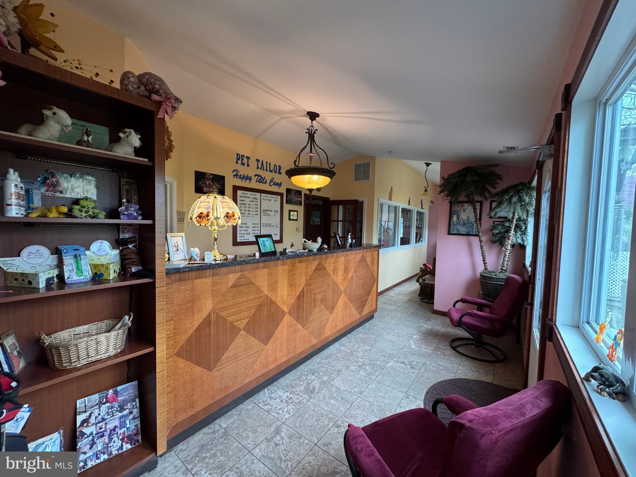 CASTLETON - Residential