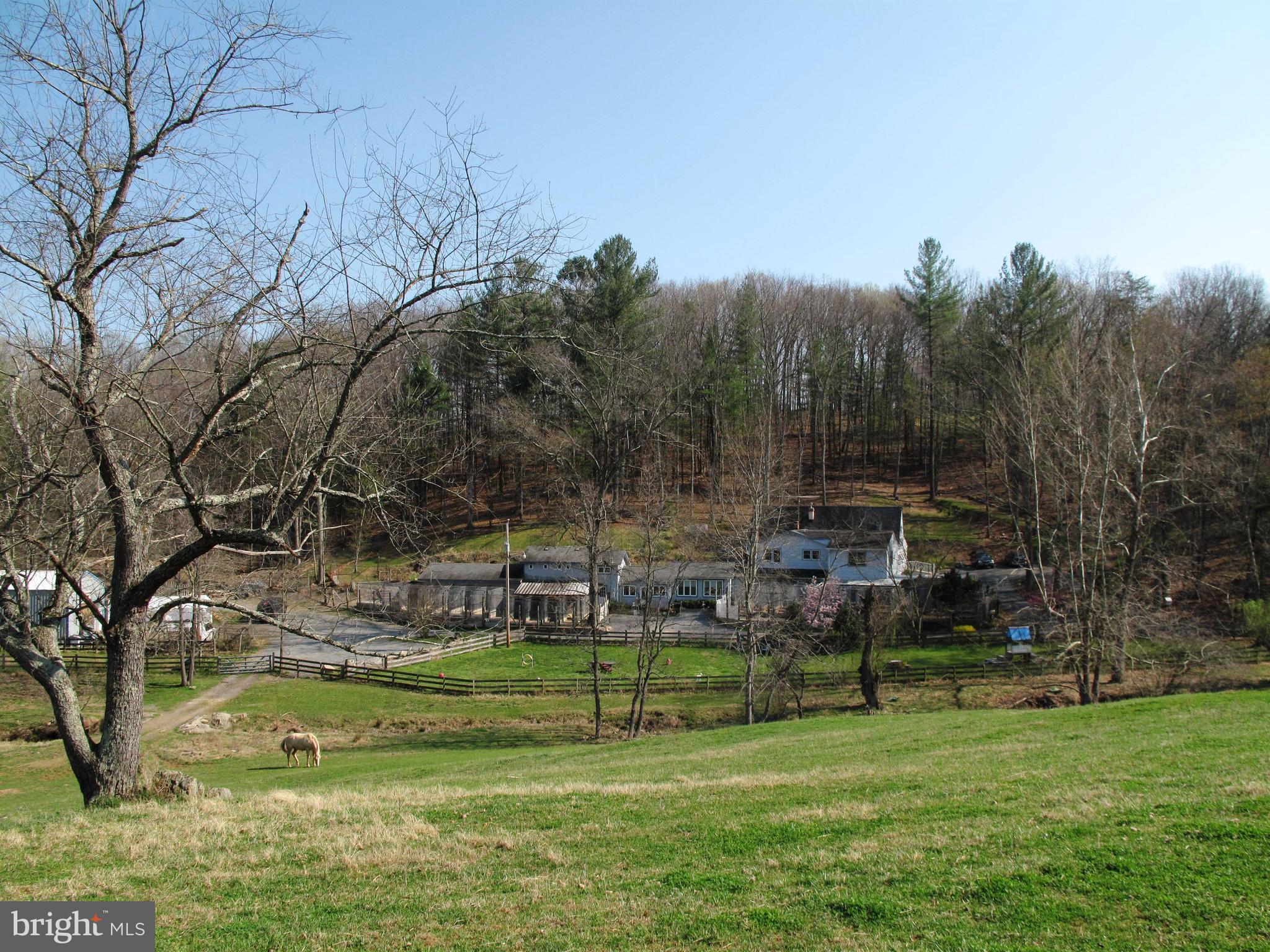 CASTLETON - Residential