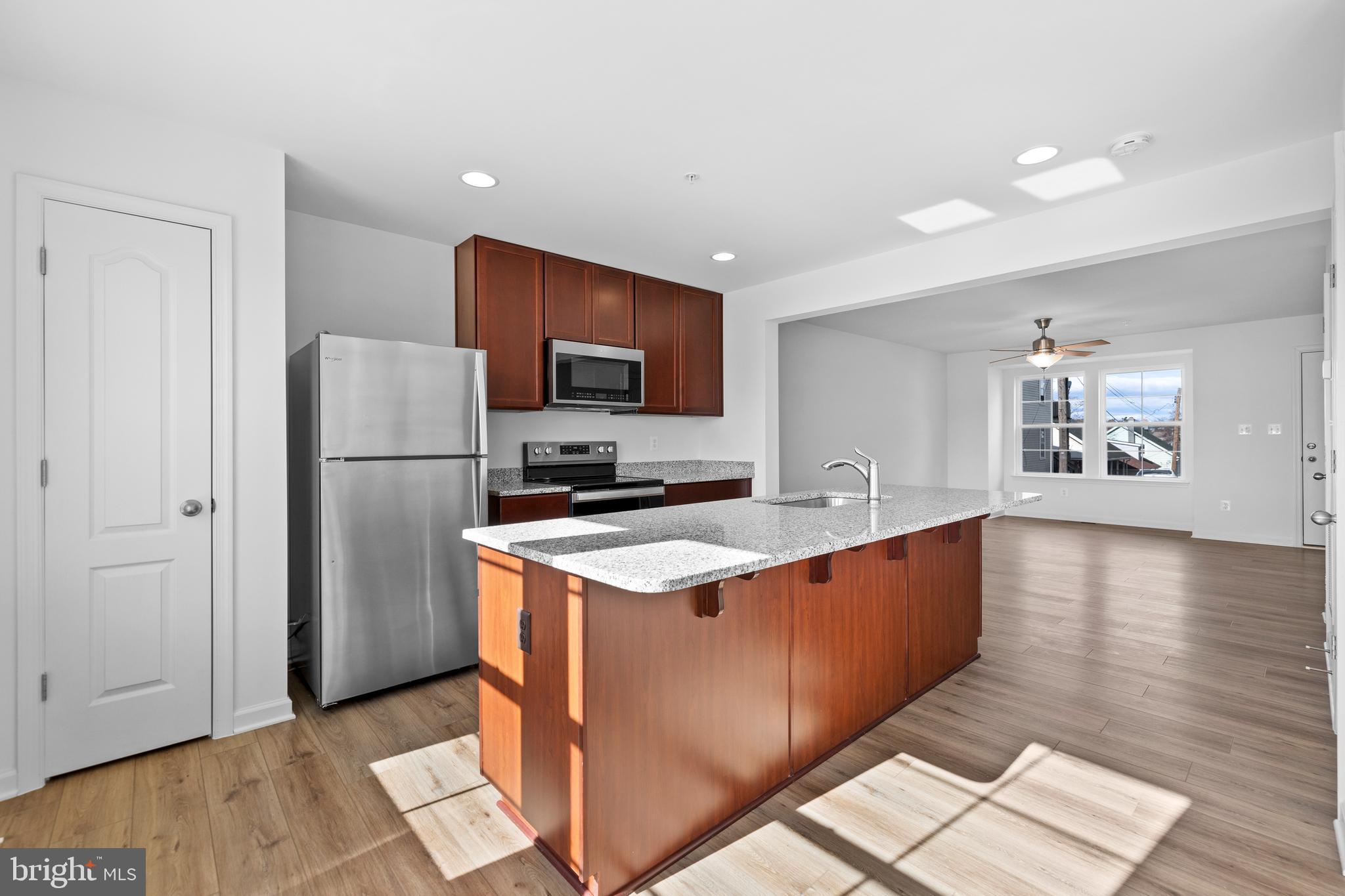 BURHANS VILLAGE - Residential Lease