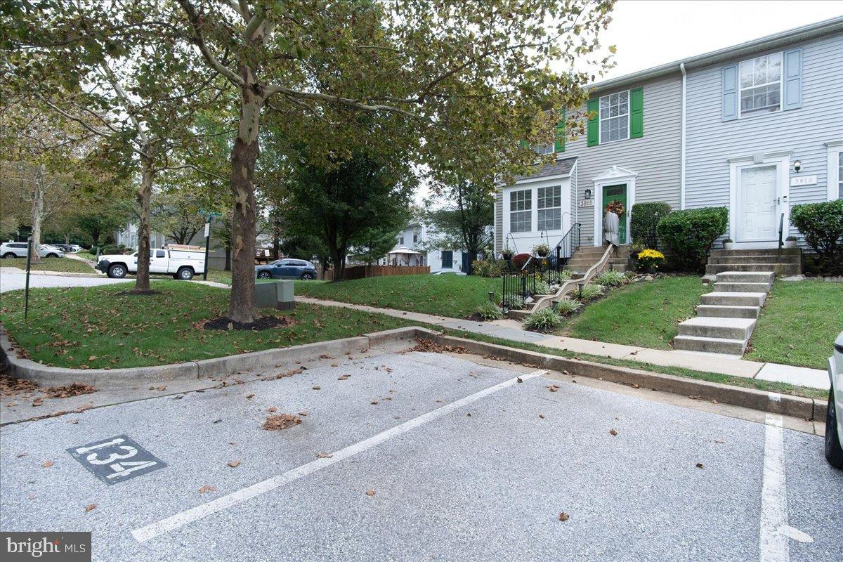 COURTLAND MANOR - Residential