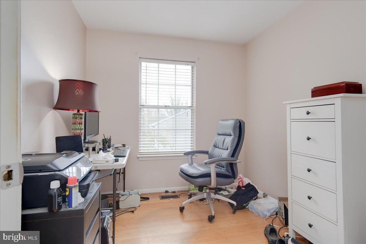 COURTLAND MANOR - Residential