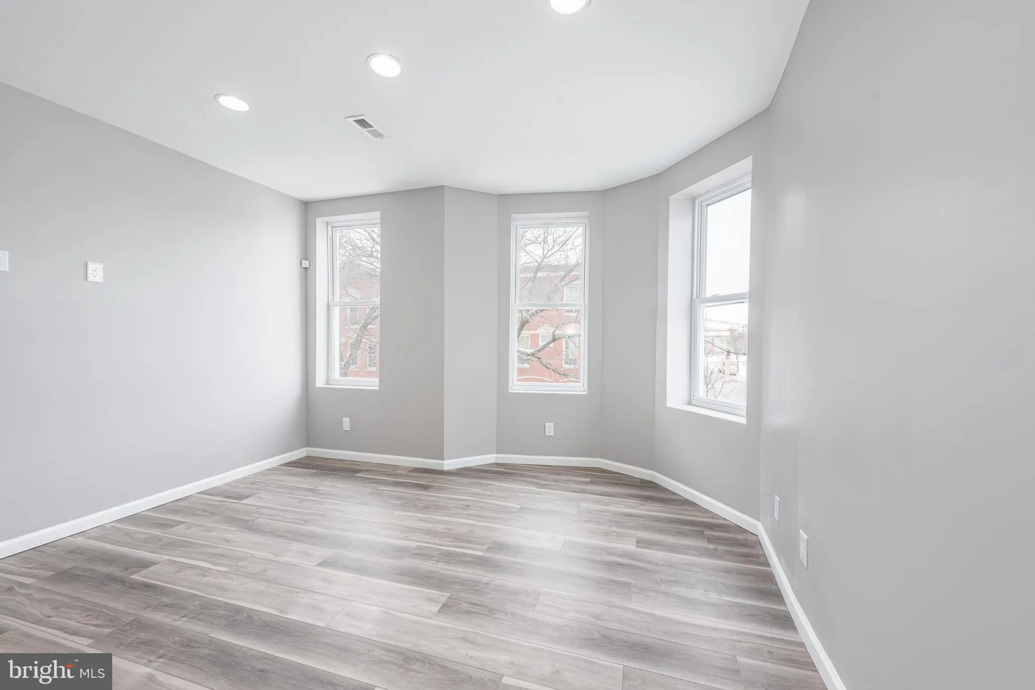 Baltimore, Maryland 21217, United States, 5 Bedrooms Bedrooms, ,Residential,Active,94521