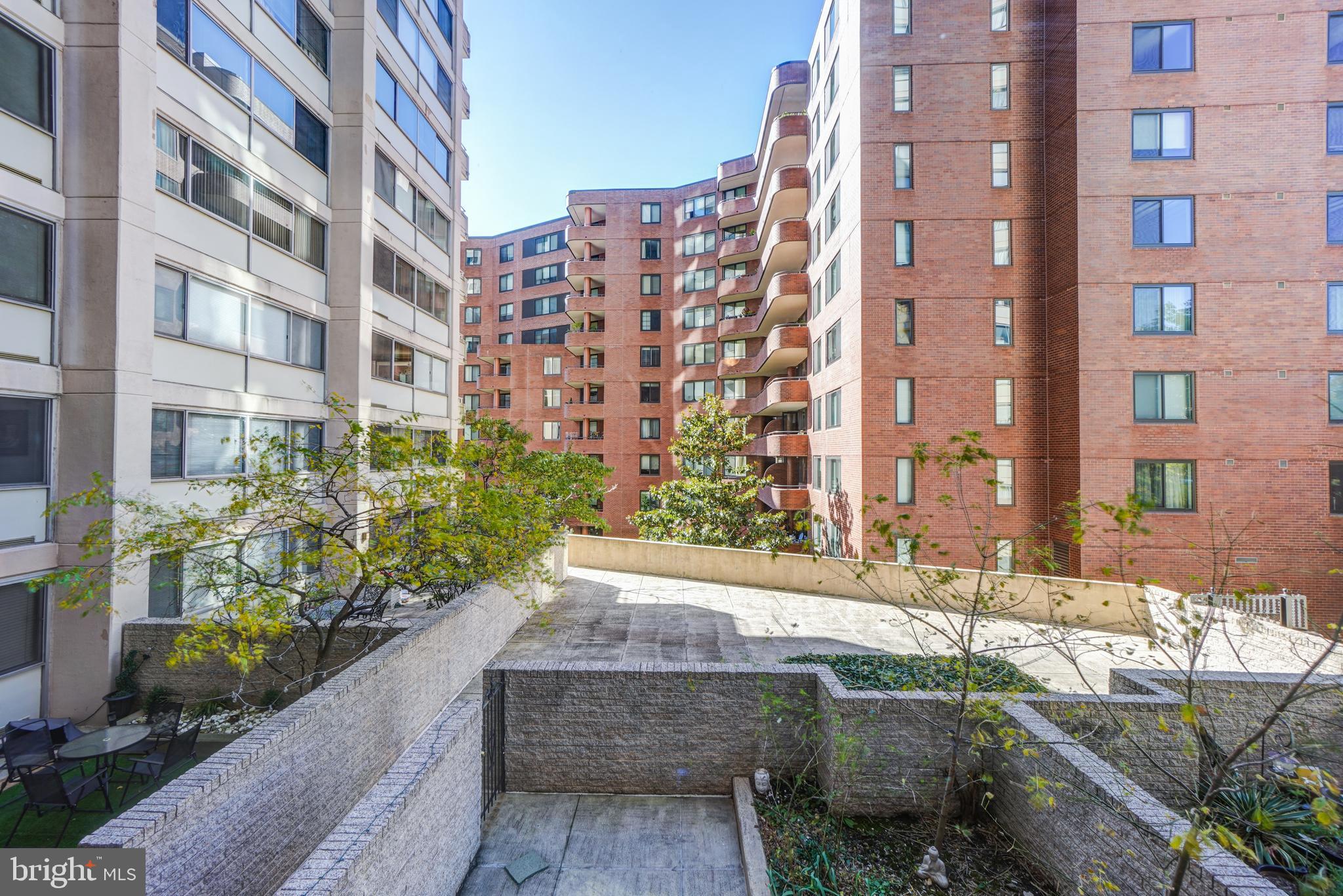 WILLOUGHBY OF CHEVY CHASE - Residential