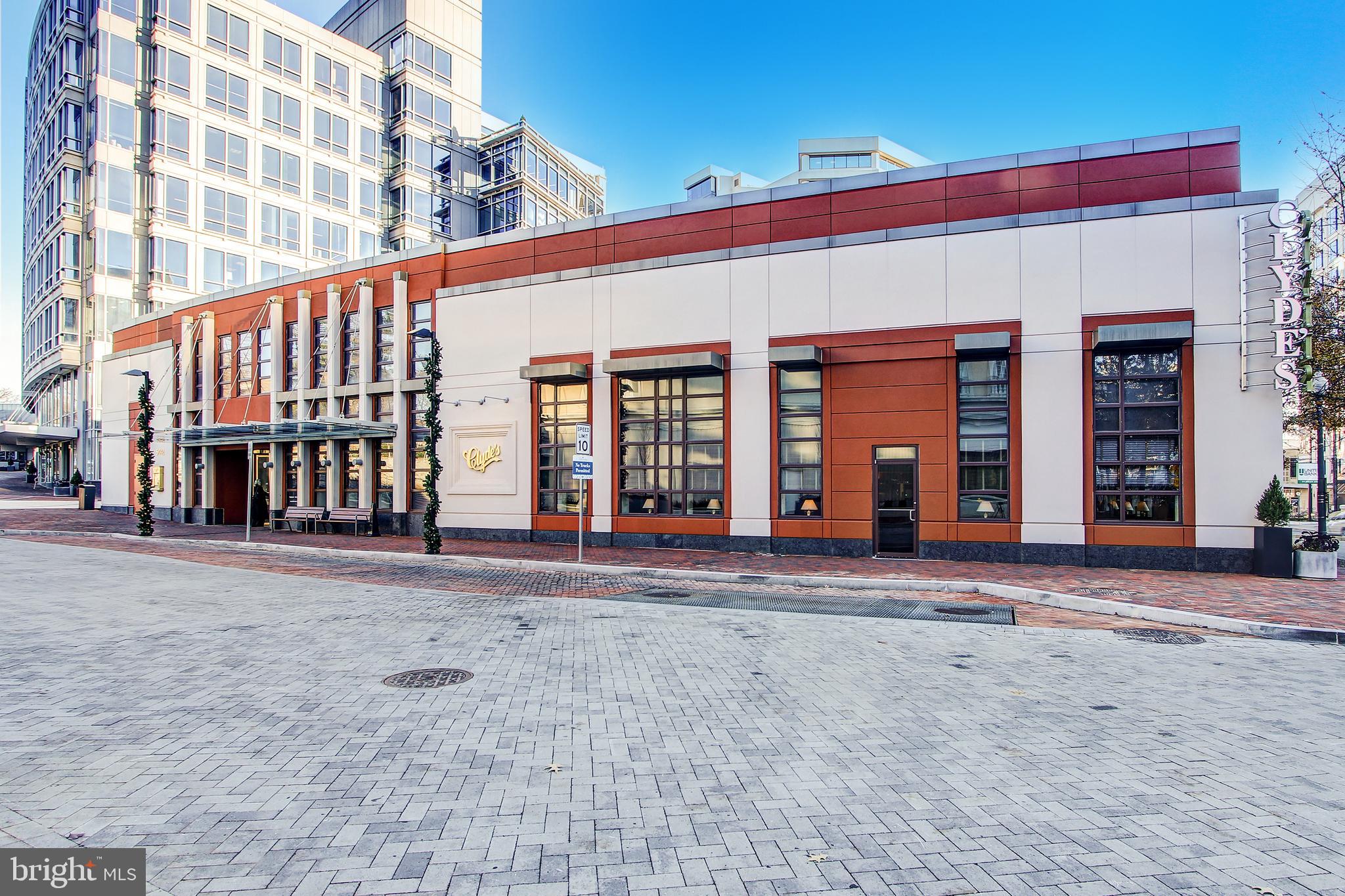 WILLOUGHBY OF CHEVY CHASE - Residential