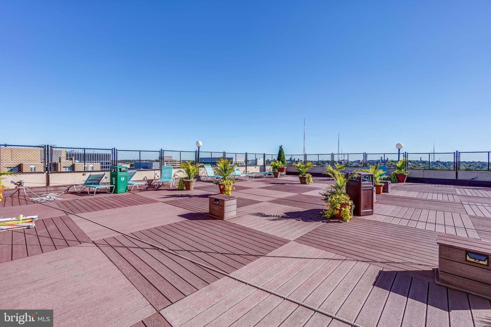 WILLOUGHBY OF CHEVY CHASE - Residential