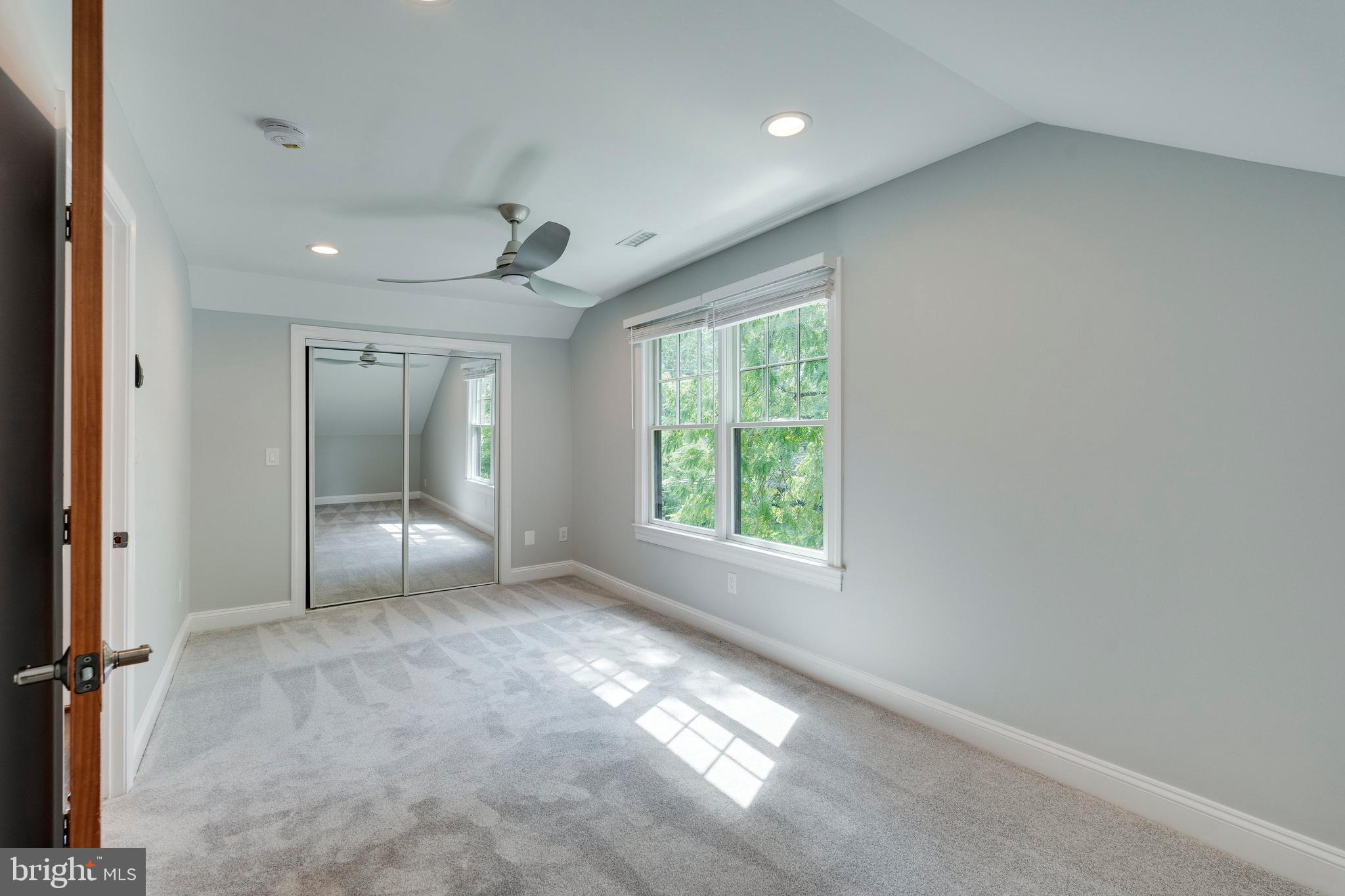 ENGLISH VILLAGE - Residential Lease