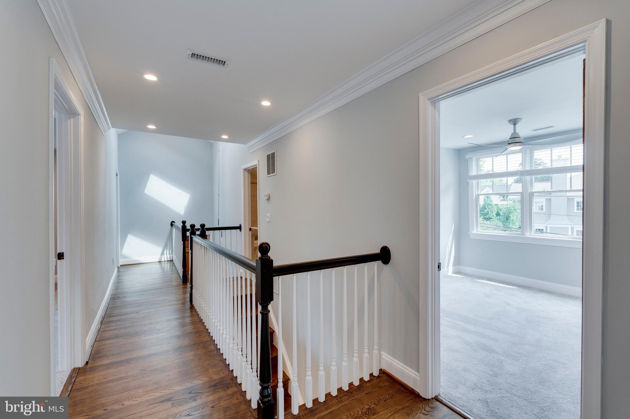 ENGLISH VILLAGE - Residential Lease