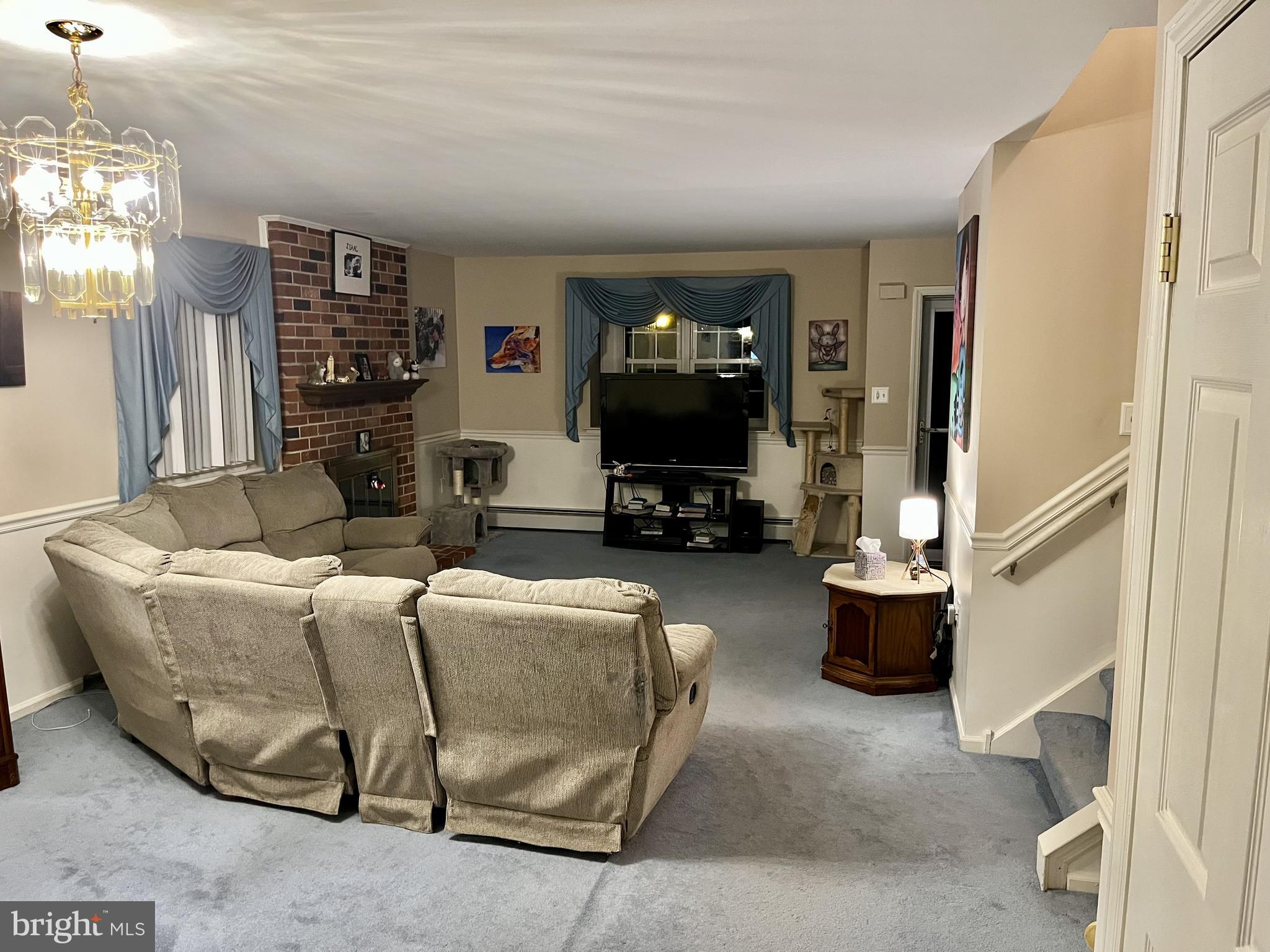 WALNUT RIDGE ESTS - Residential