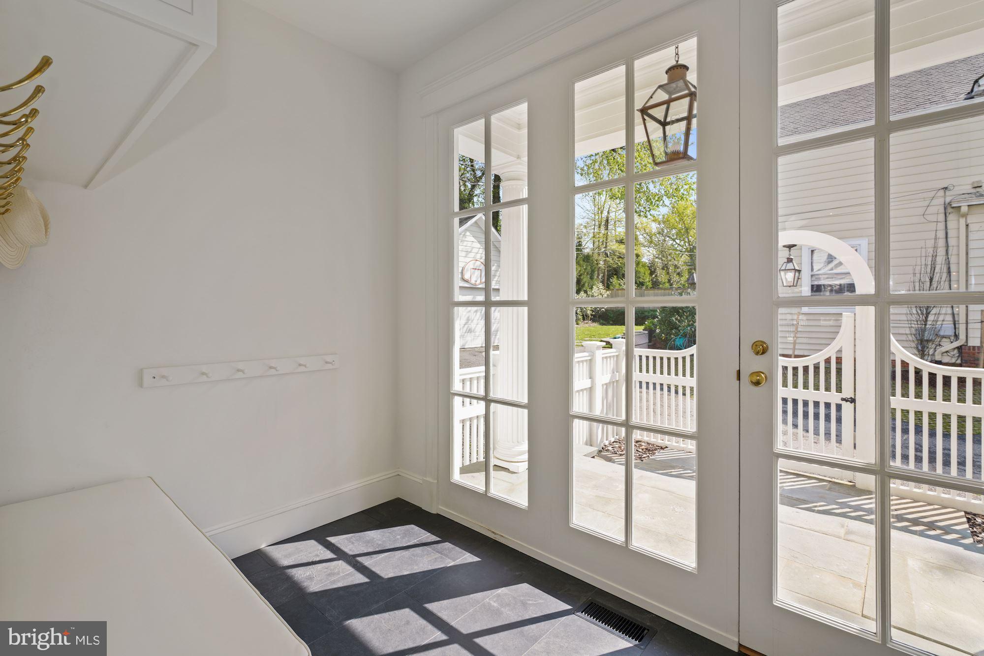 CHEVY CHASE VILLAGE - Residential