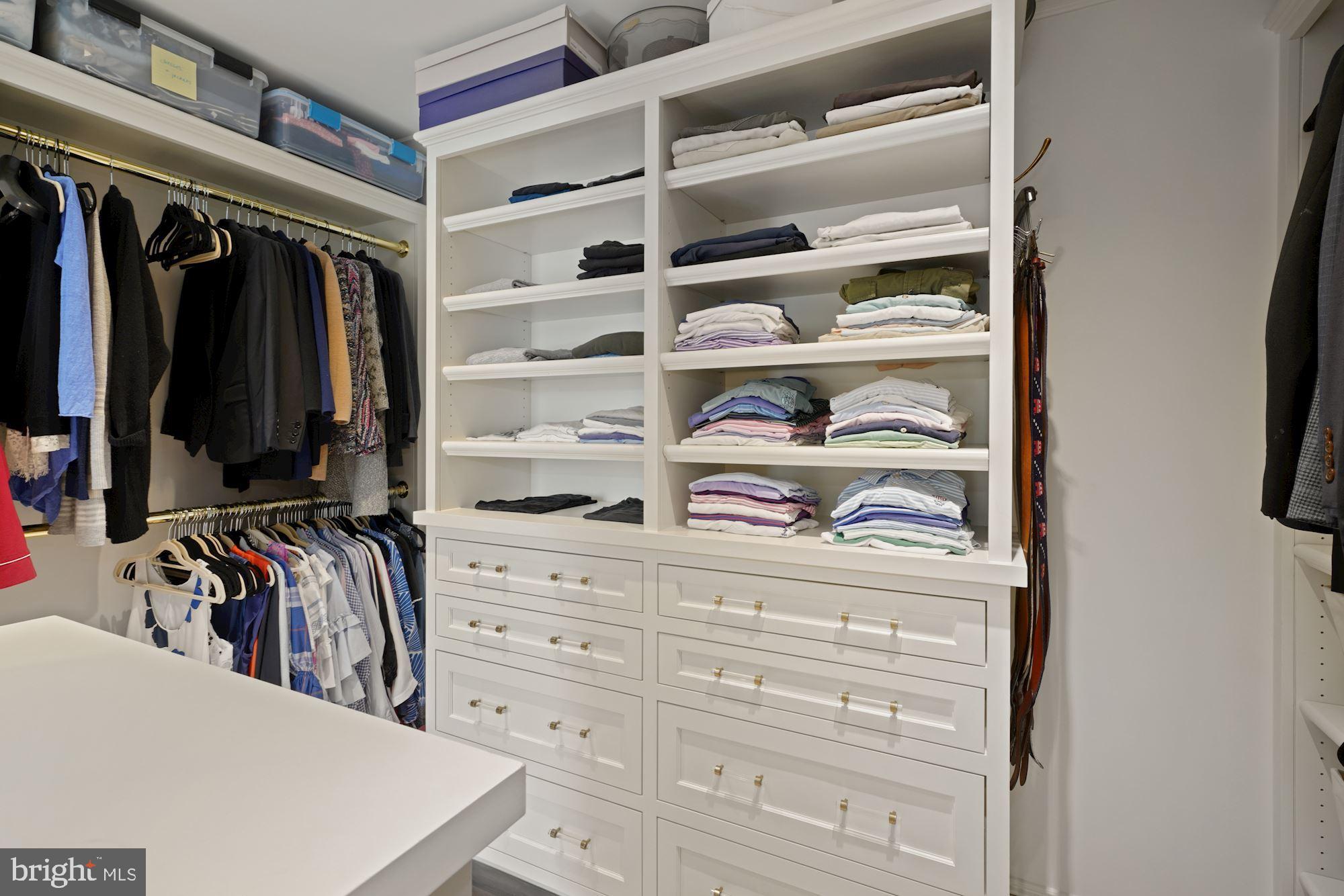 CHEVY CHASE VILLAGE - Residential