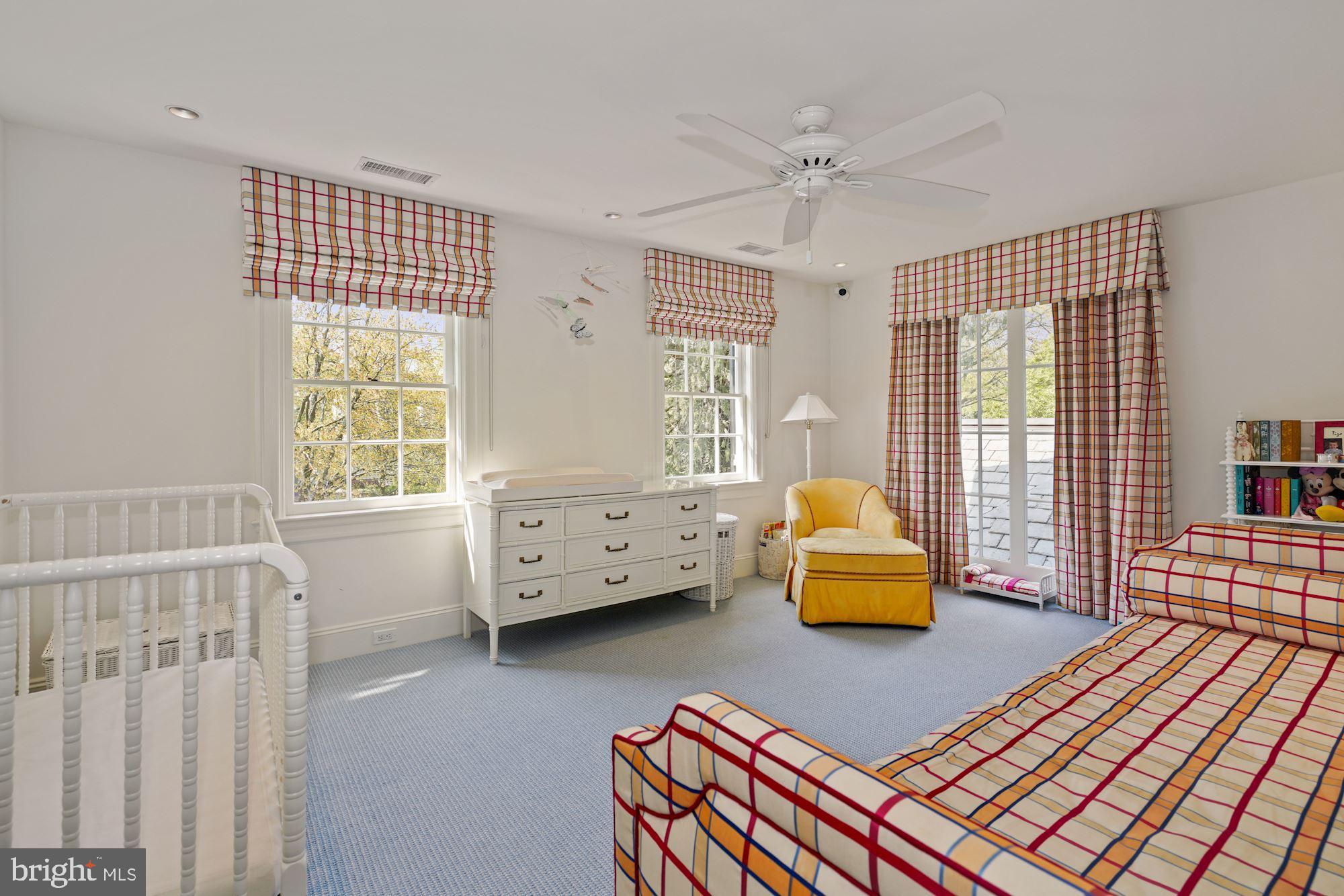 CHEVY CHASE VILLAGE - Residential