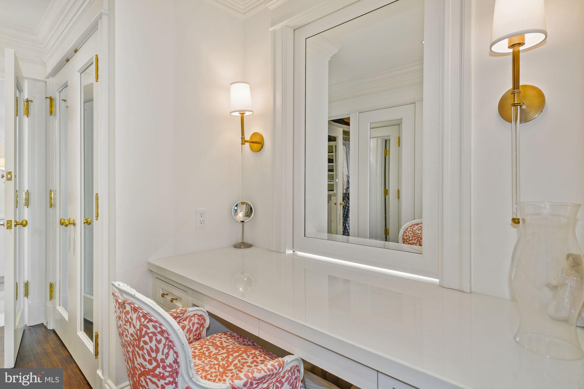 CHEVY CHASE VILLAGE - Residential