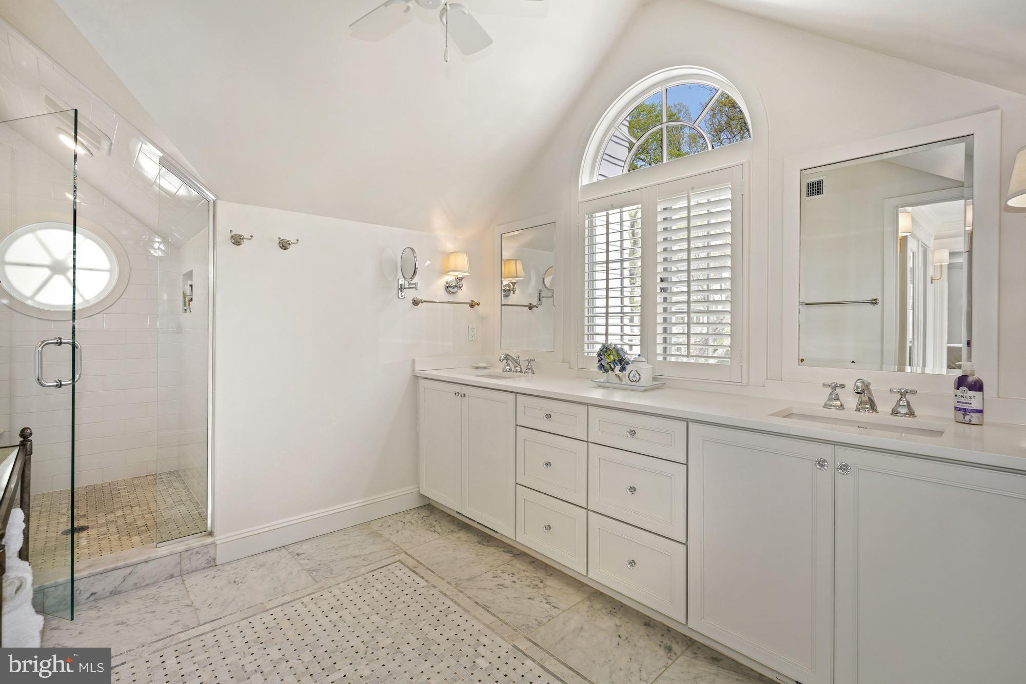 CHEVY CHASE VILLAGE - Residential