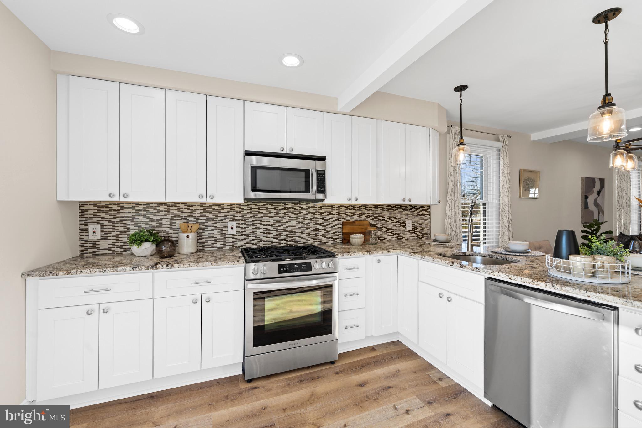 BACK RIVER HIGHLANDS - Residential