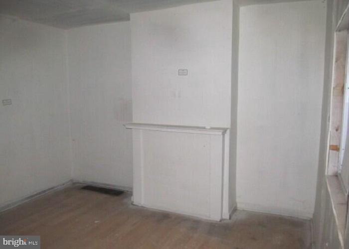 HARROWGATE - Residential