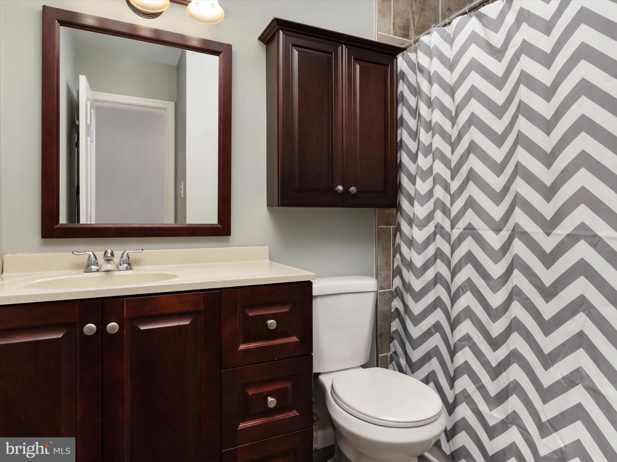 LAKE LOUISE - Residential