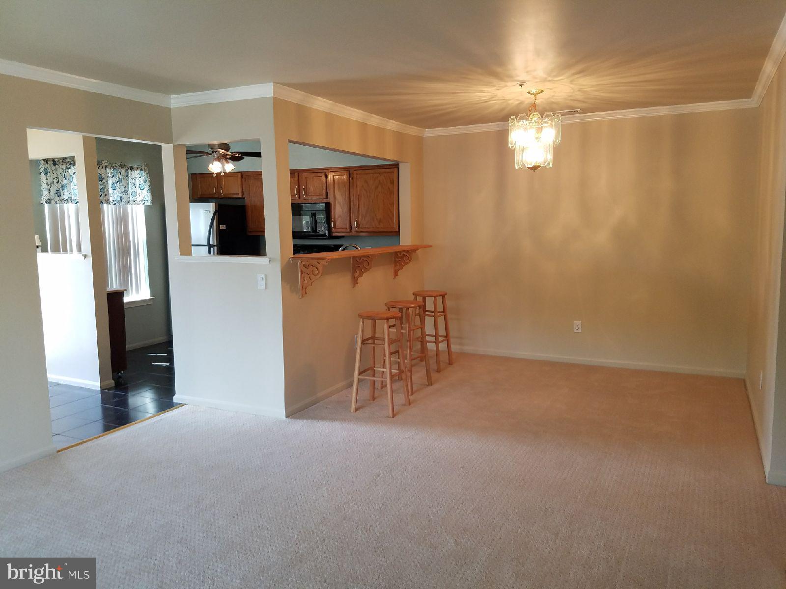 ROLLING OAKS - Residential Lease