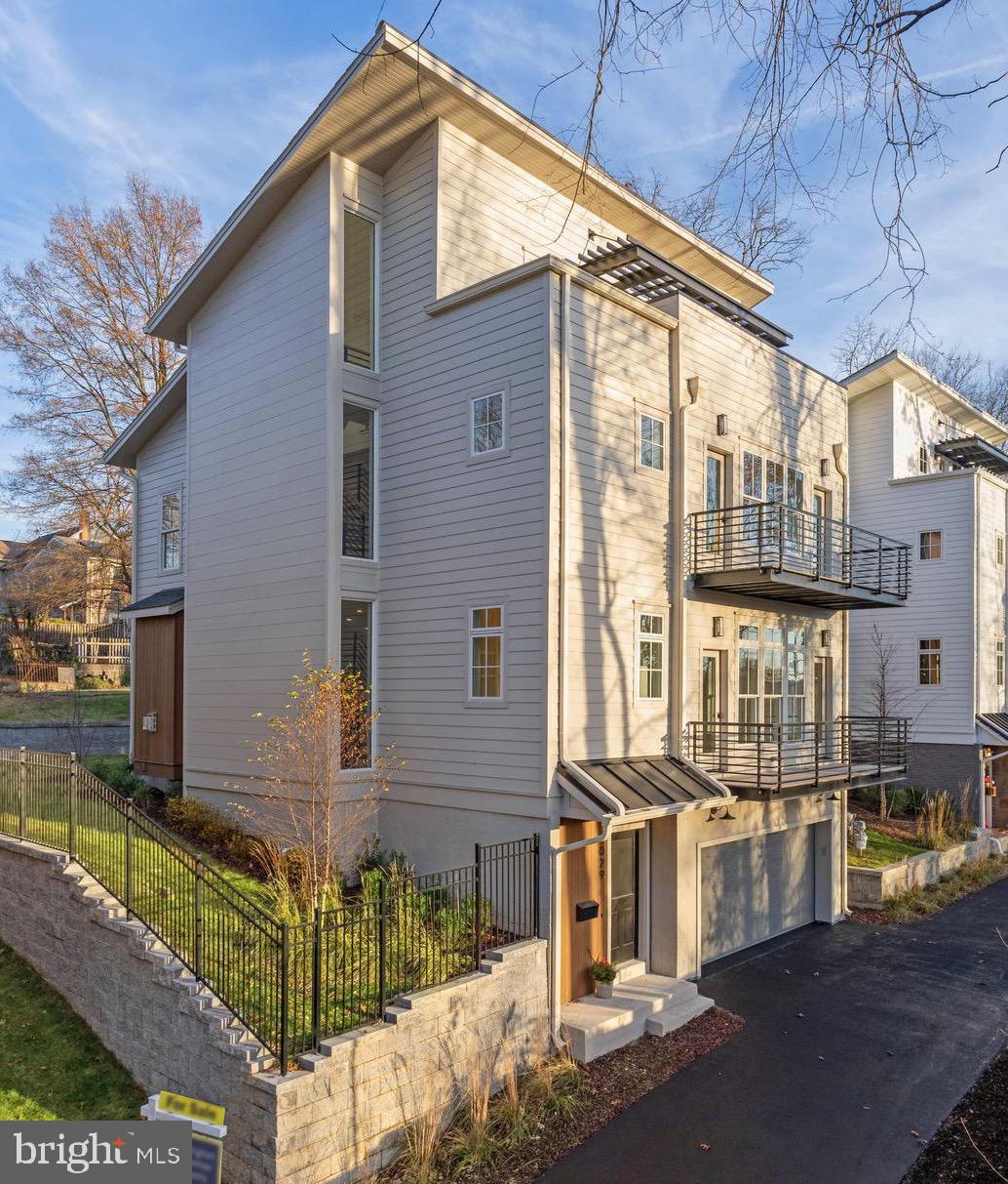 ALCOVA HEIGHTS - Residential