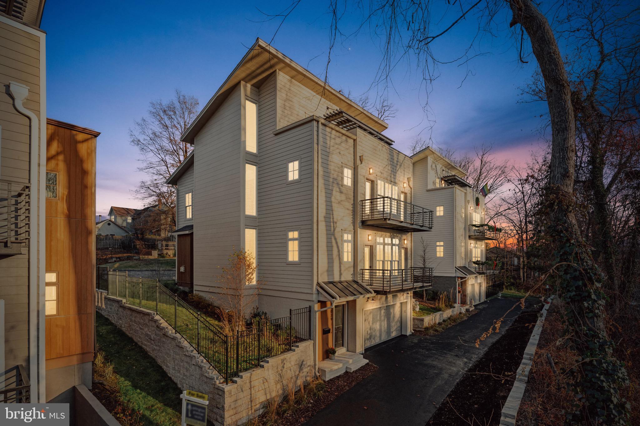 ALCOVA HEIGHTS - Residential