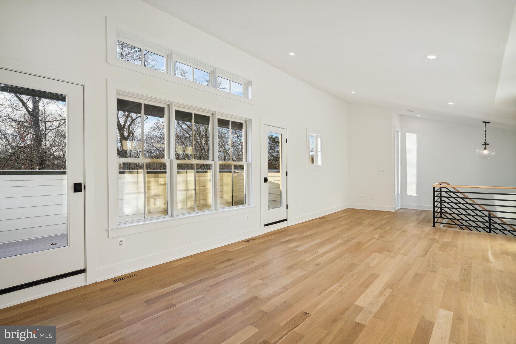 ALCOVA HEIGHTS - Residential