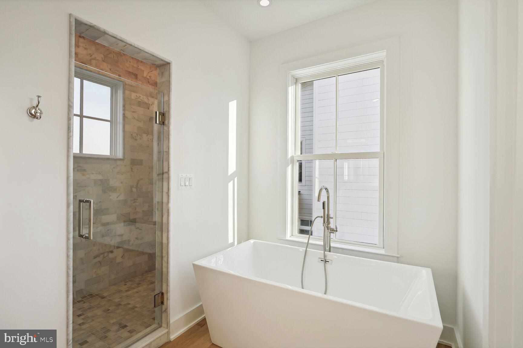 ALCOVA HEIGHTS - Residential