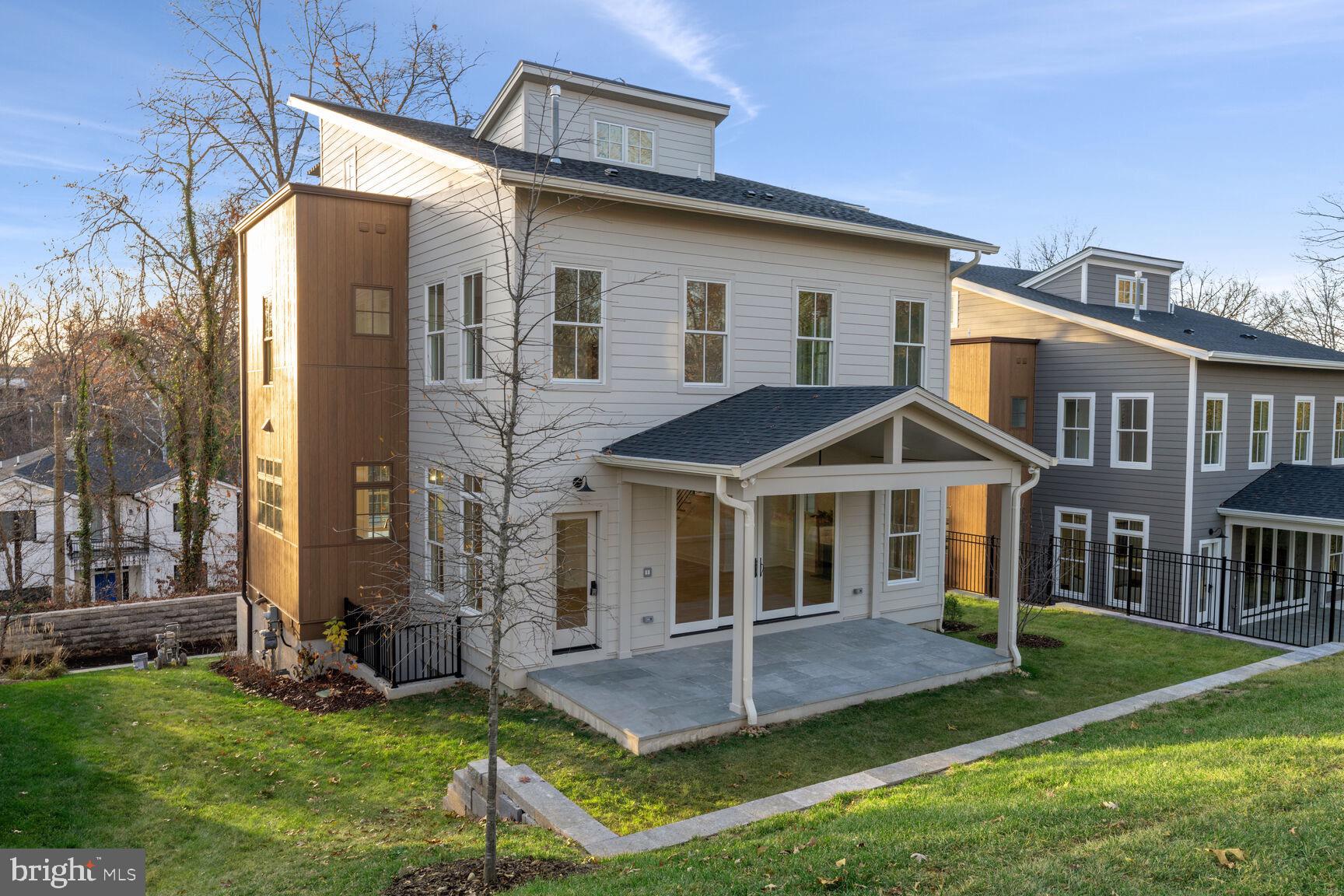 ALCOVA HEIGHTS - Residential