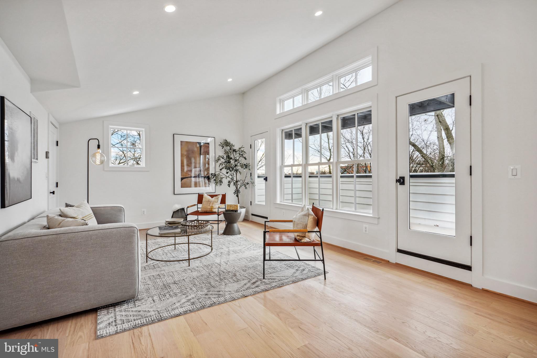 ALCOVA HEIGHTS - Residential